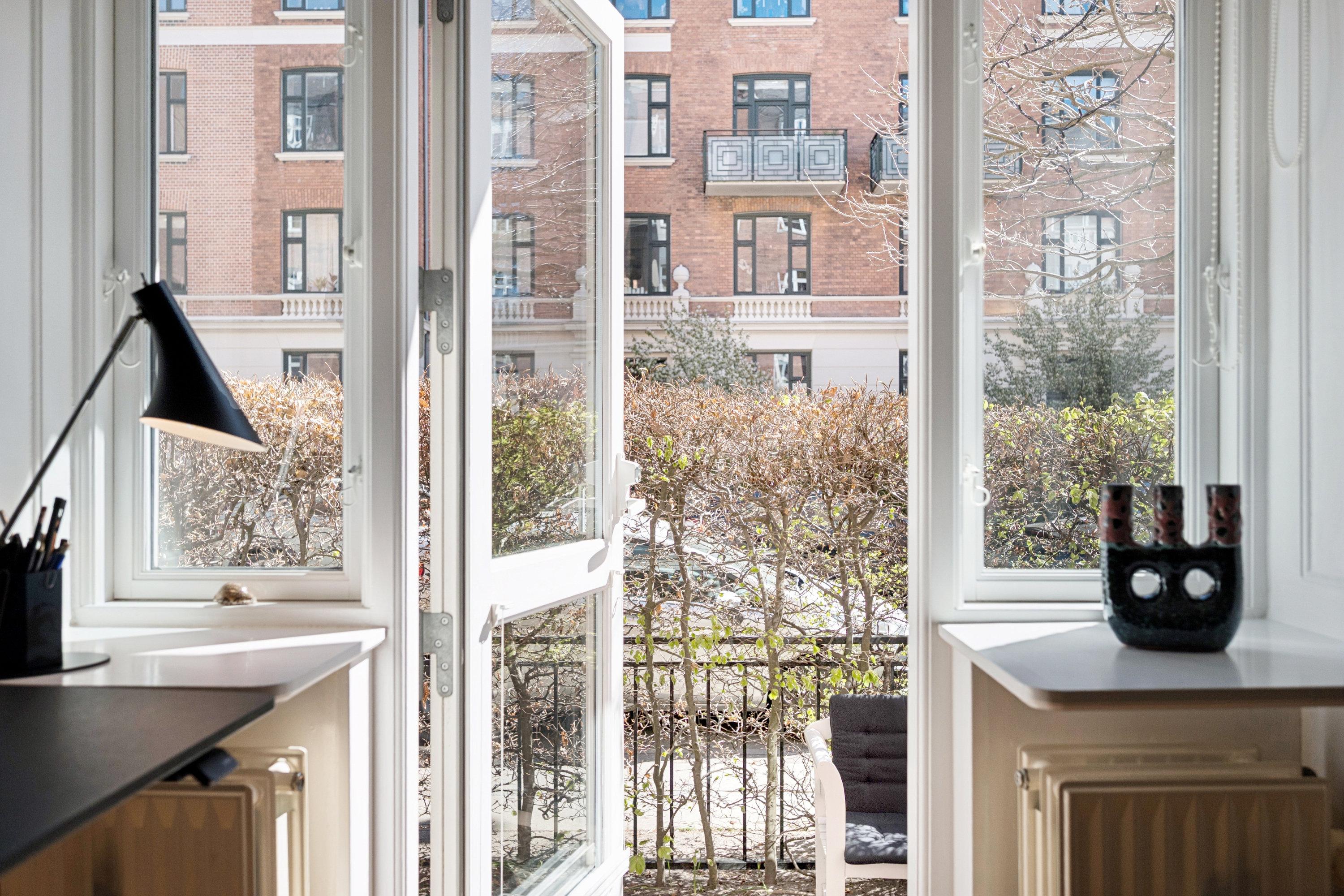 Fremhævet andet billede i fuldskærmstilstand. Billede af Kochsvej 6, st.. tv., 1812 Frederiksberg C