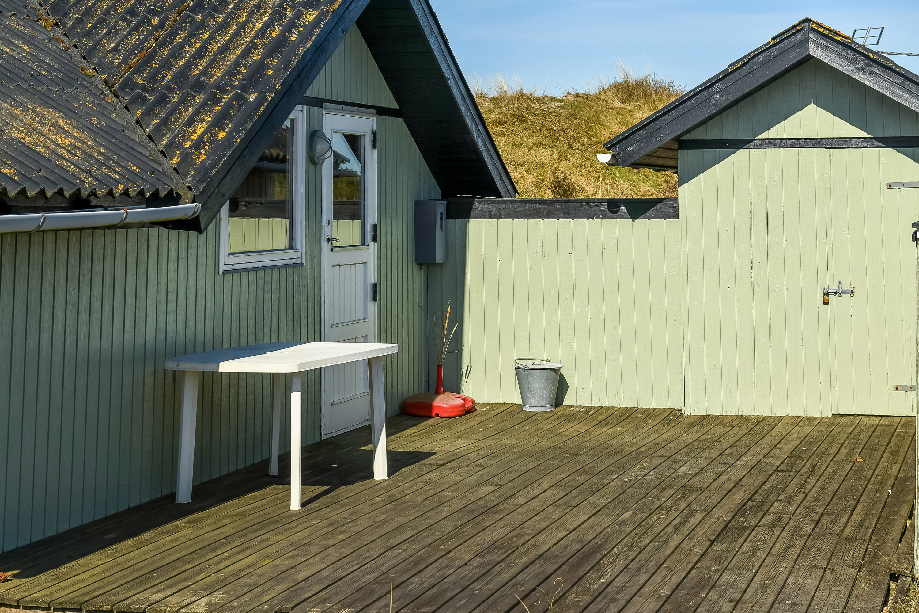 Fremhævet terrasse billede i fuldskærmstilstand. Billede af Ternevej 7, Rindby Strand, 6720 Fanø