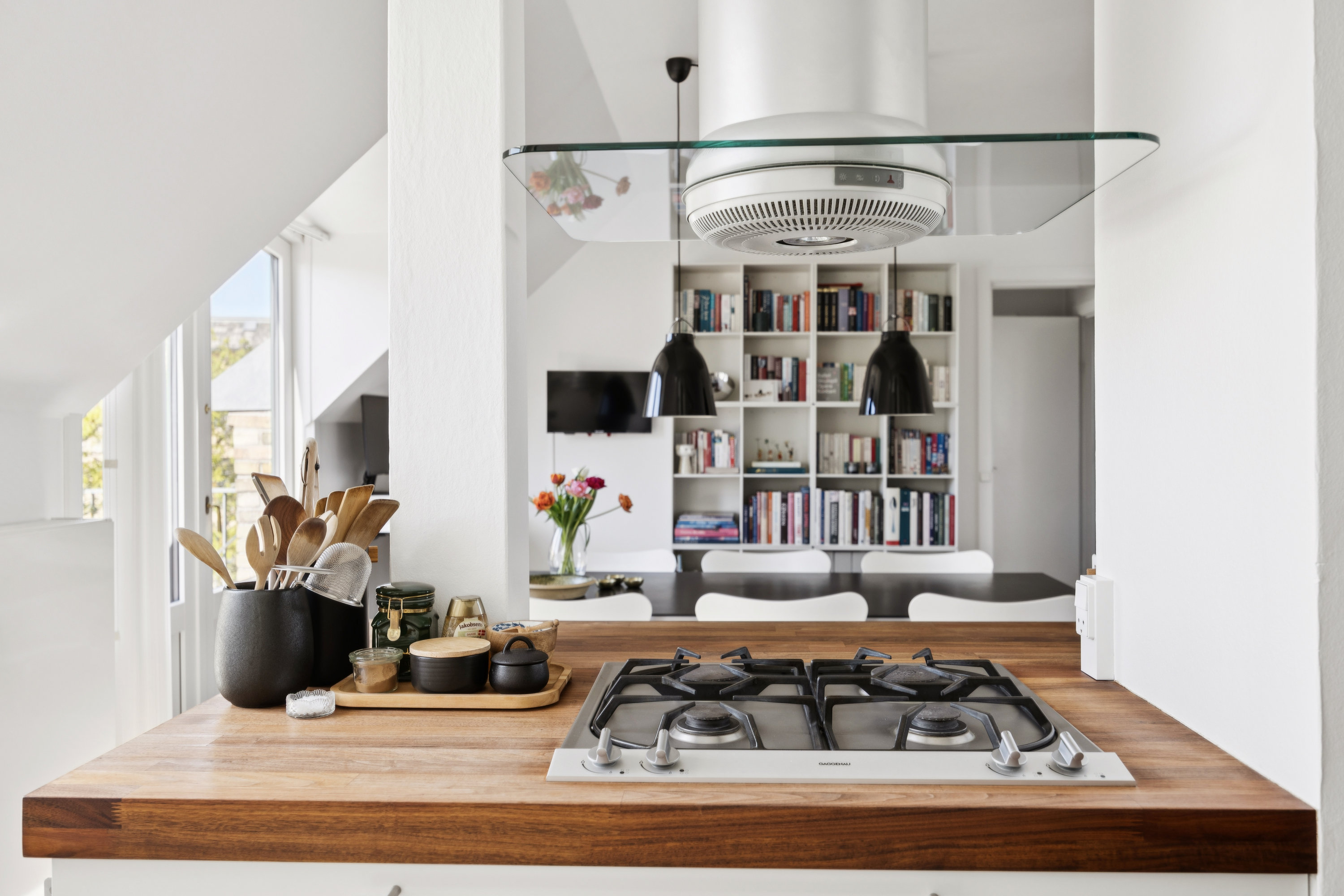 Fremhævet stue billede i fuldskærmstilstand. Billede af Christian Winthers Vej 4B, 4. th., 1860 Frederiksberg C