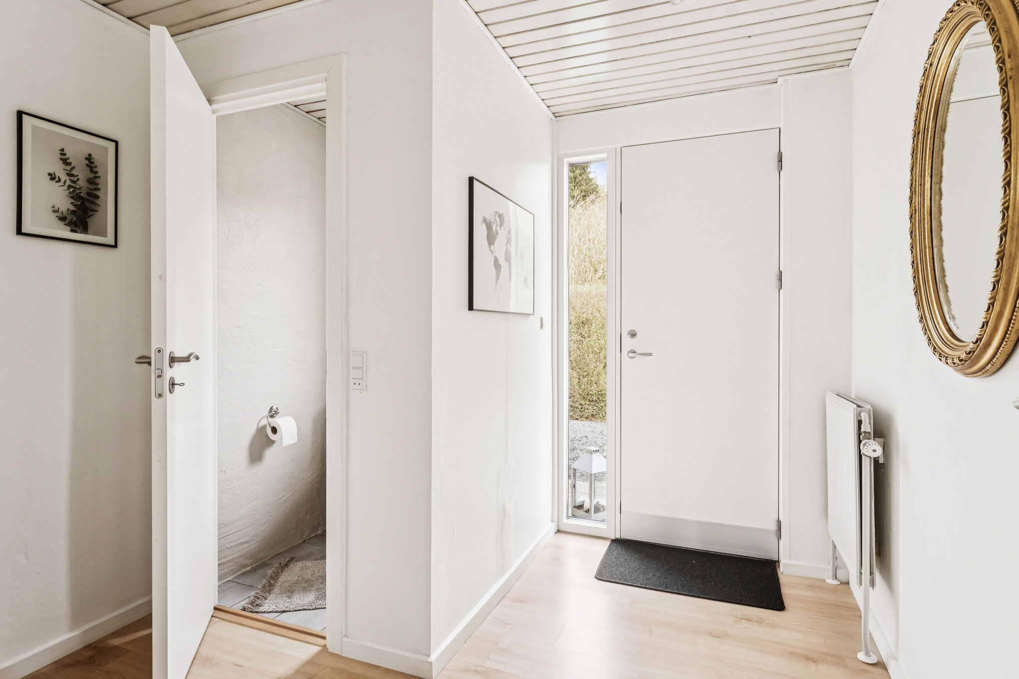 Fremhævet gang billede i fuldskærmstilstand. Billede af Rosenkrantzvej 10, Ålum, 8920 Randers NV