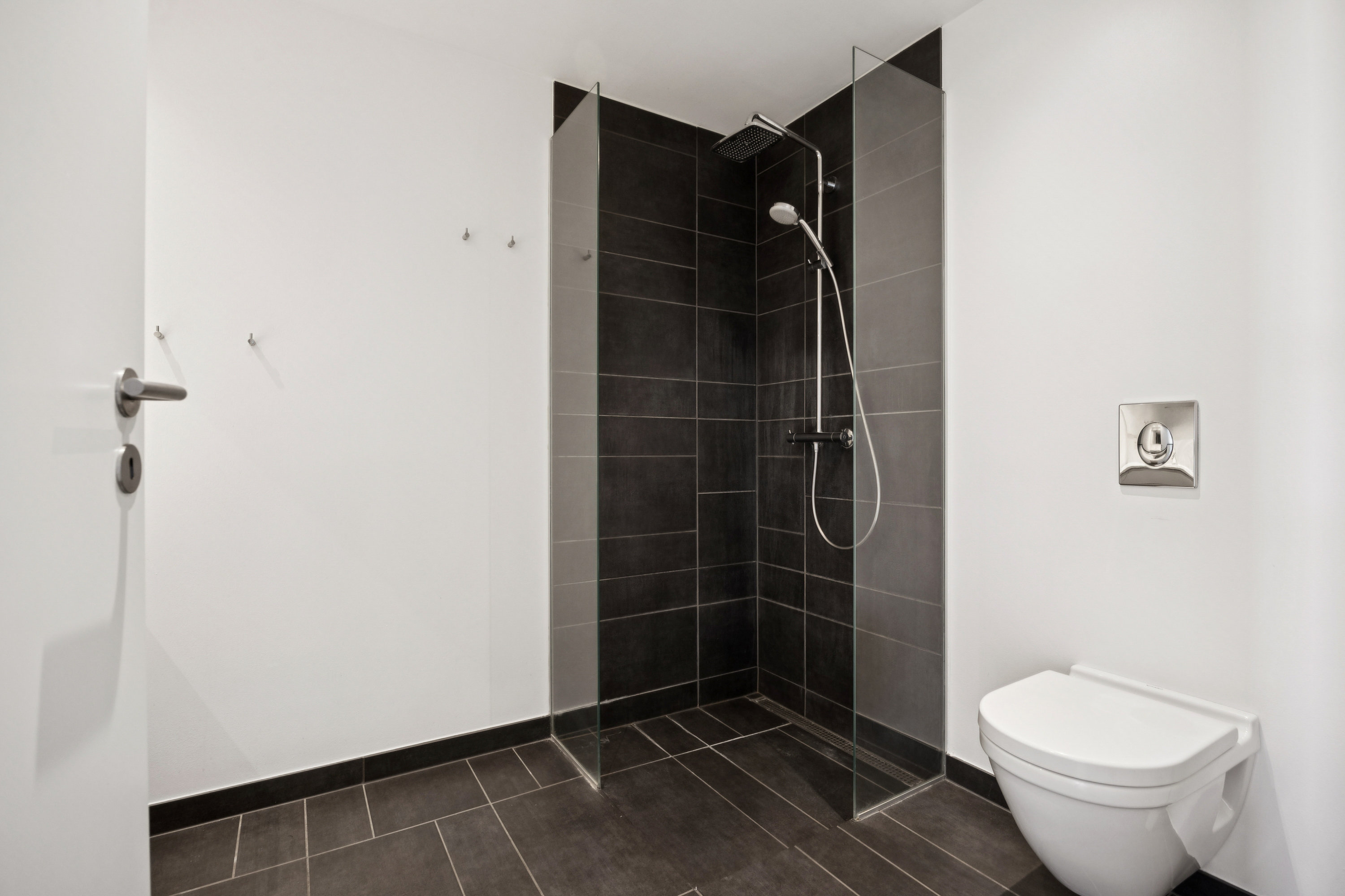 Fremhævet badeværelse billede i fuldskærmstilstand. Billede af Havnegade 31, 4. tv., 9400 Nørresundby