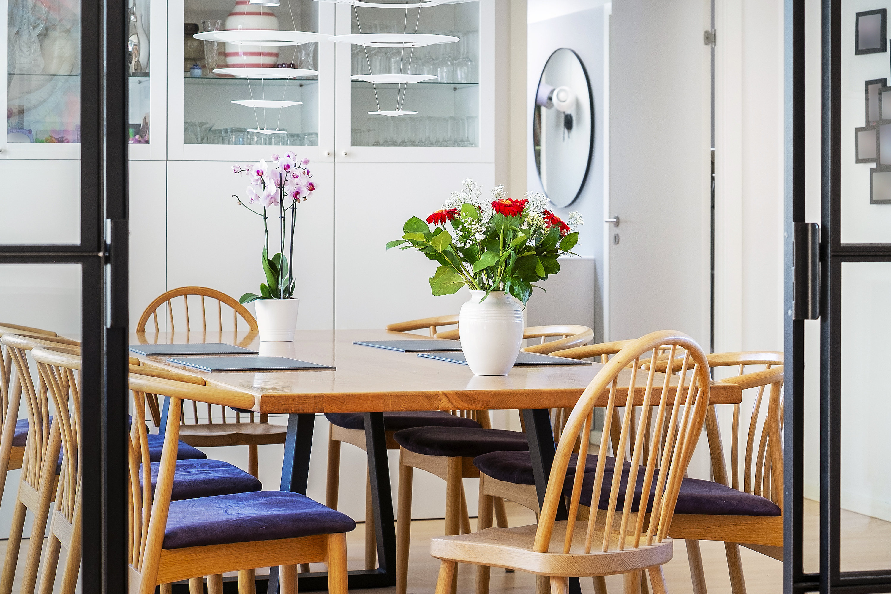 Fremhævet spisestue billede i fuldskærmstilstand. Billede af Rådyrvænget 8, 3450 Allerød