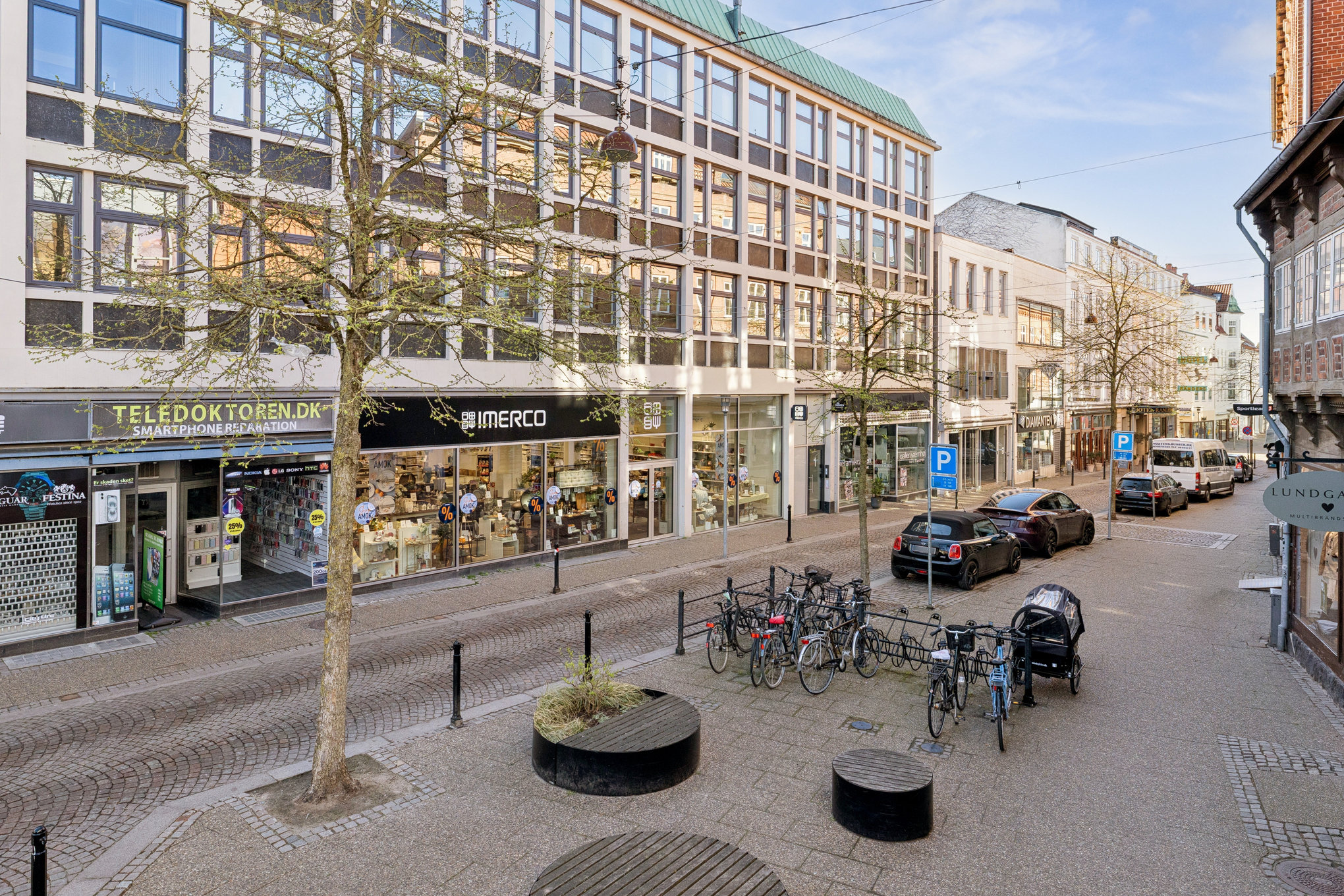 Fremhævet udestue billede i fuldskærmstilstand. Billede af Torvegade 1, 2. 16., 8900 Randers C