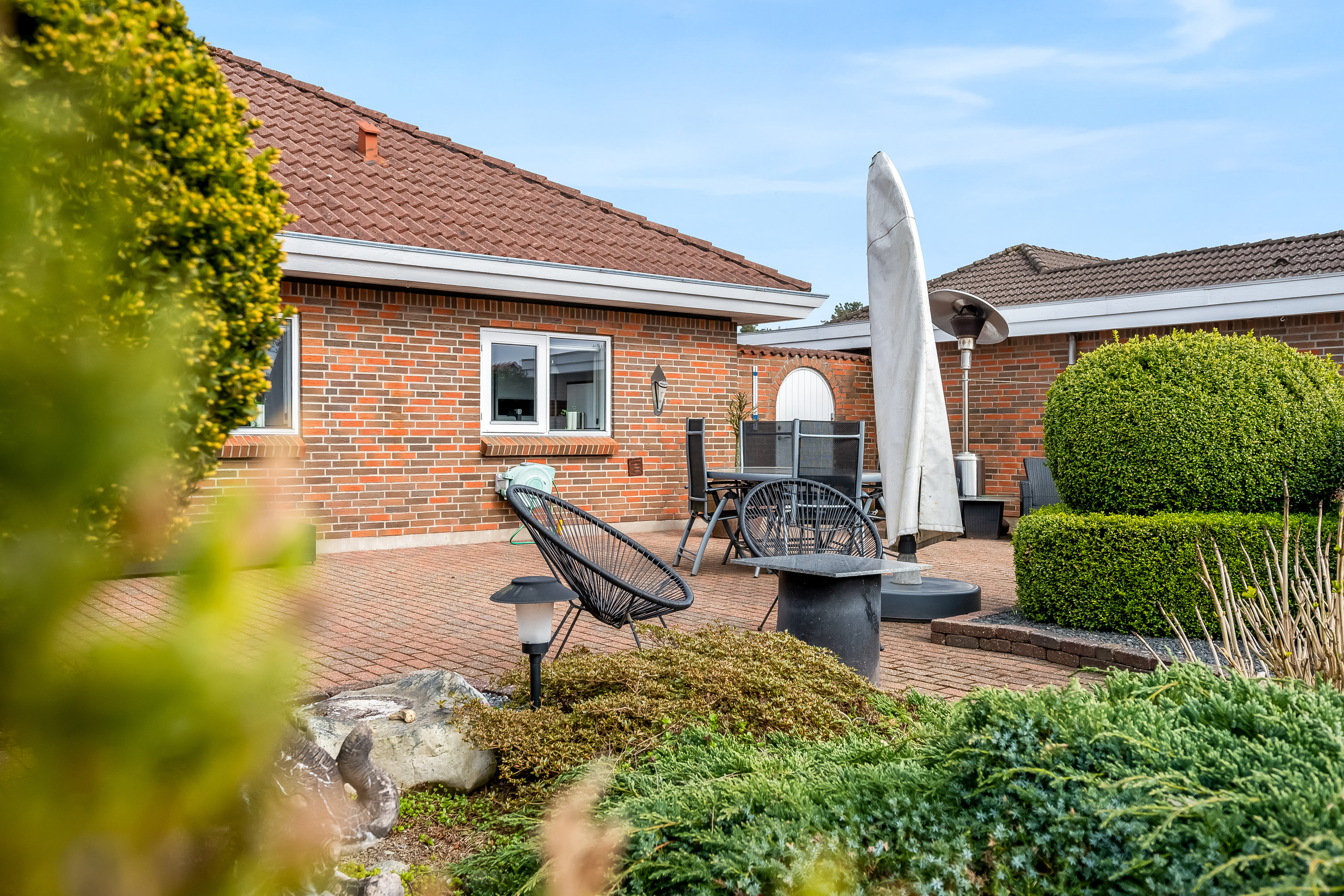 Fremhævet terrasse billede i fuldskærmstilstand. Billede af Gyvellunden 34, 6800 Varde