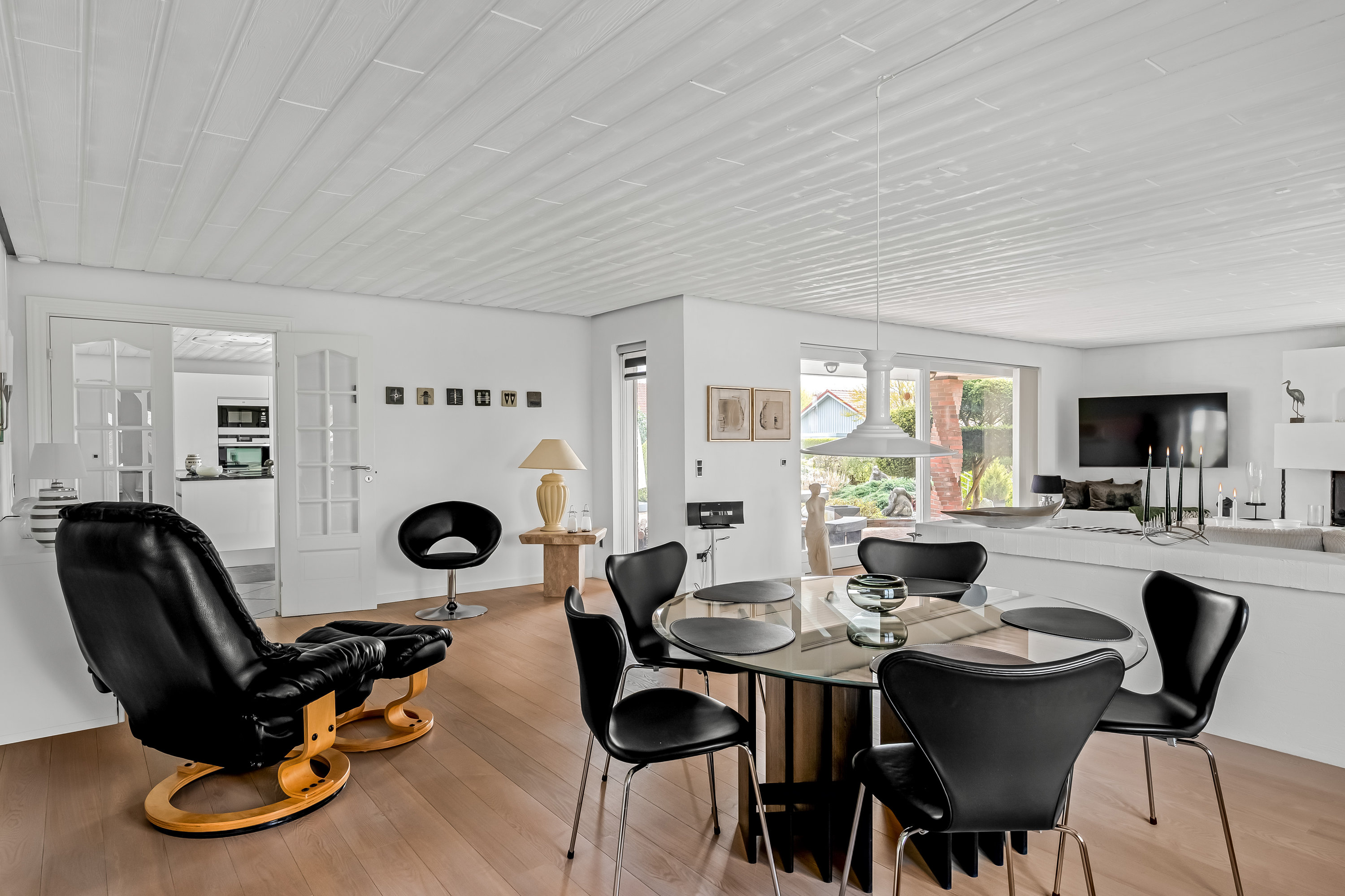 Fremhævet stue billede i fuldskærmstilstand. Billede af Gyvellunden 34, 6800 Varde