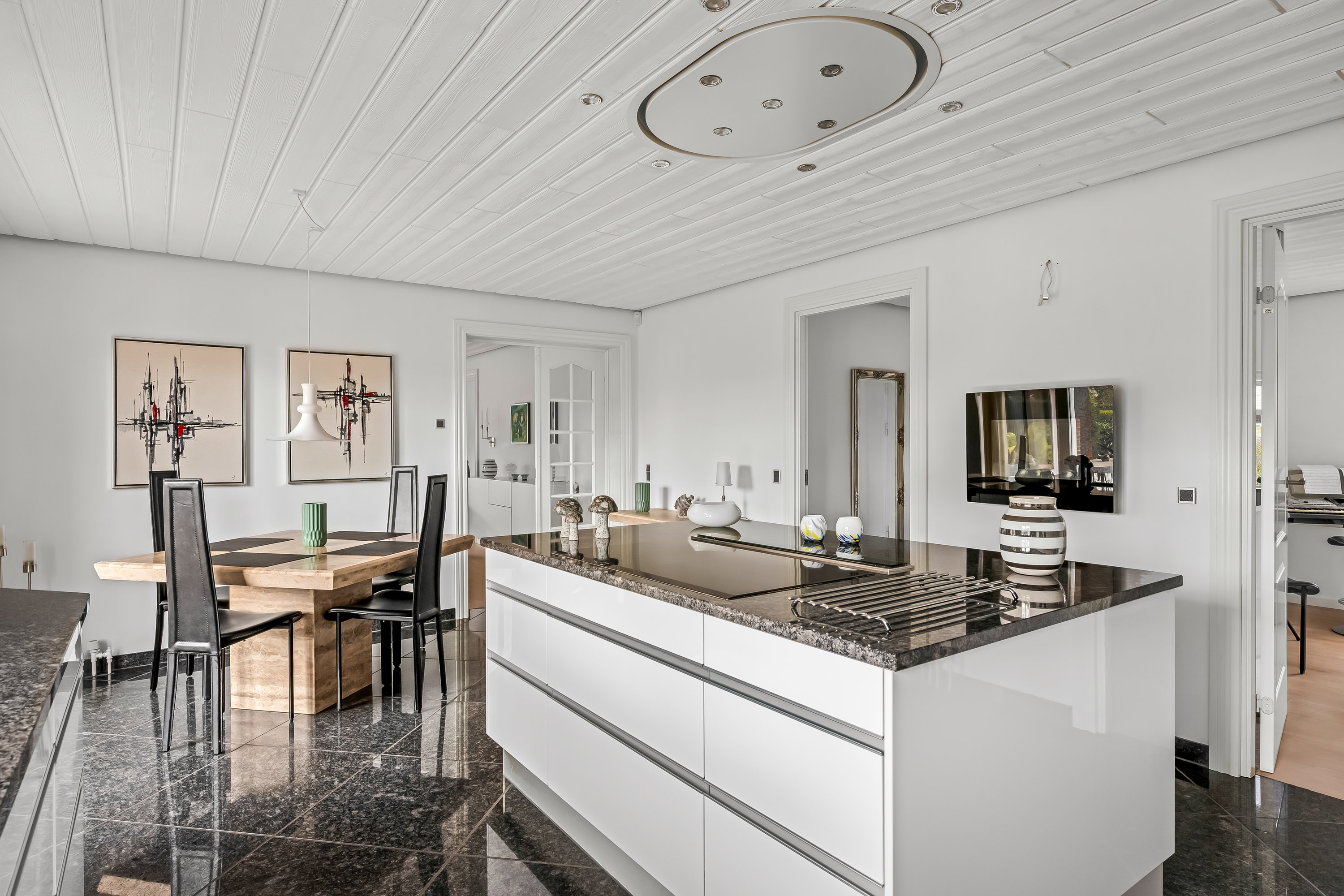 Fremhævet køkken billede i fuldskærmstilstand. Billede af Gyvellunden 34, 6800 Varde