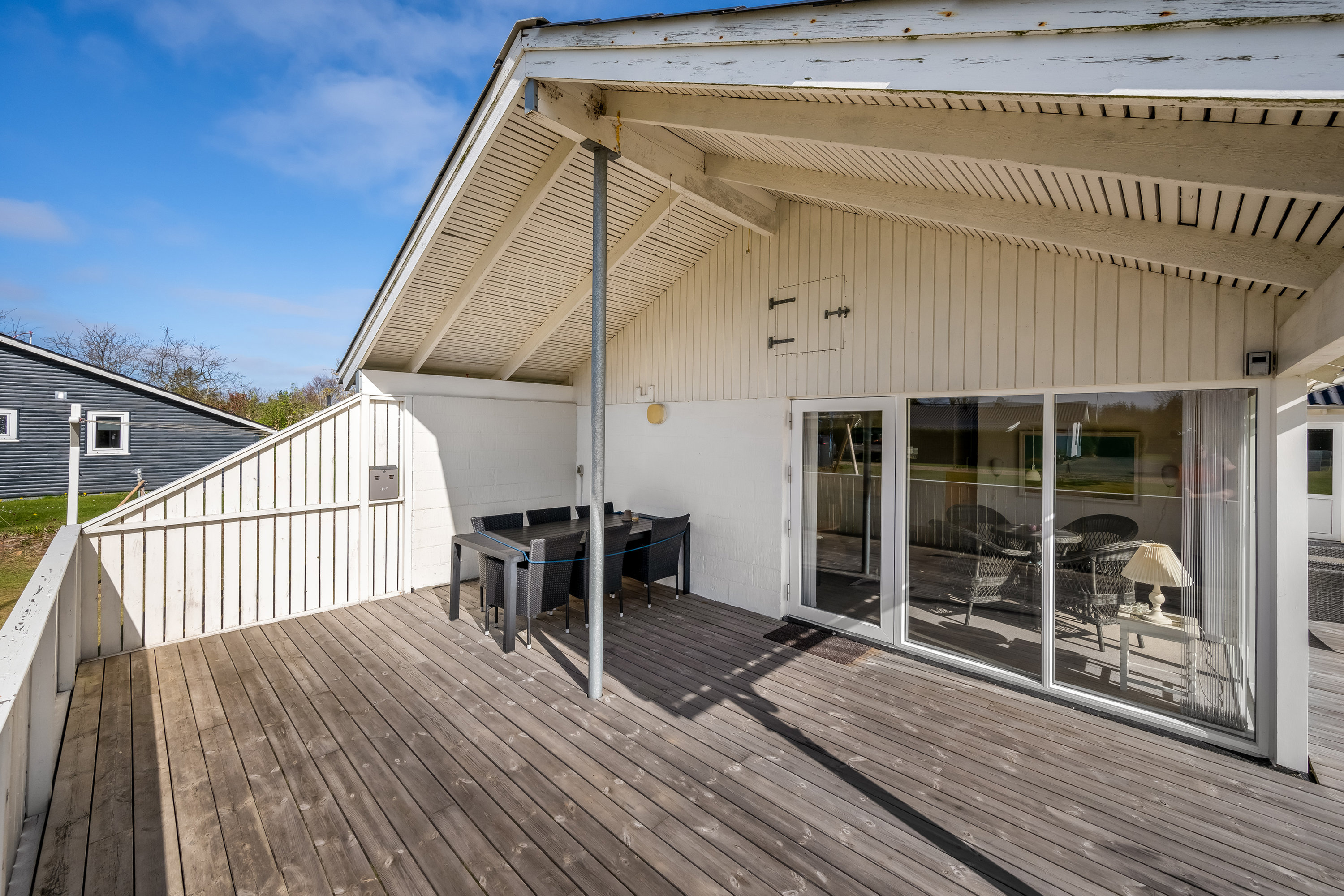 Fremhævet overdækket terrasse billede i fuldskærmstilstand. Billede af Leopardvej 9, Vostrup, 6880 Tarm