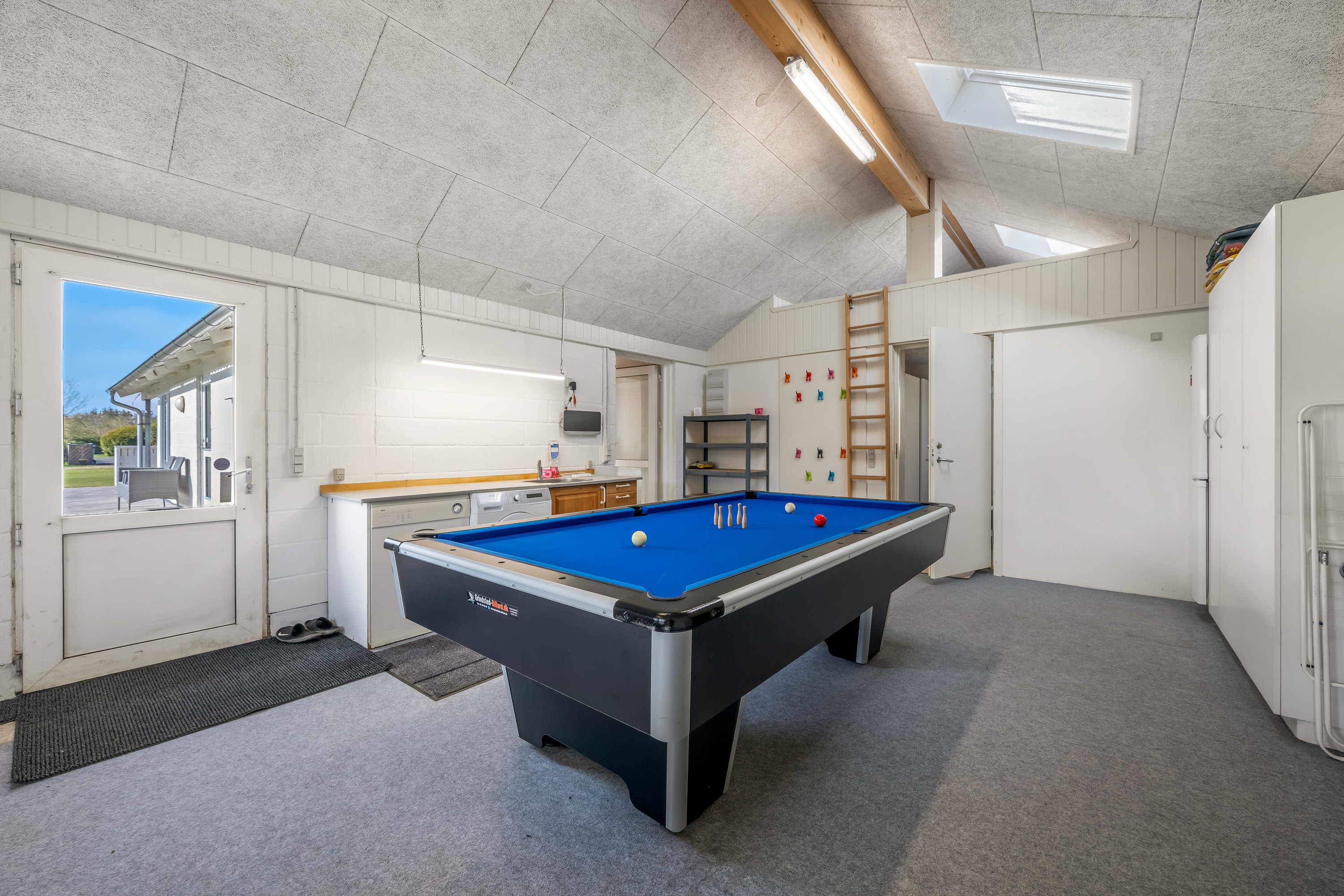 Fremhævet garage billede i fuldskærmstilstand. Billede af Leopardvej 9, Vostrup, 6880 Tarm