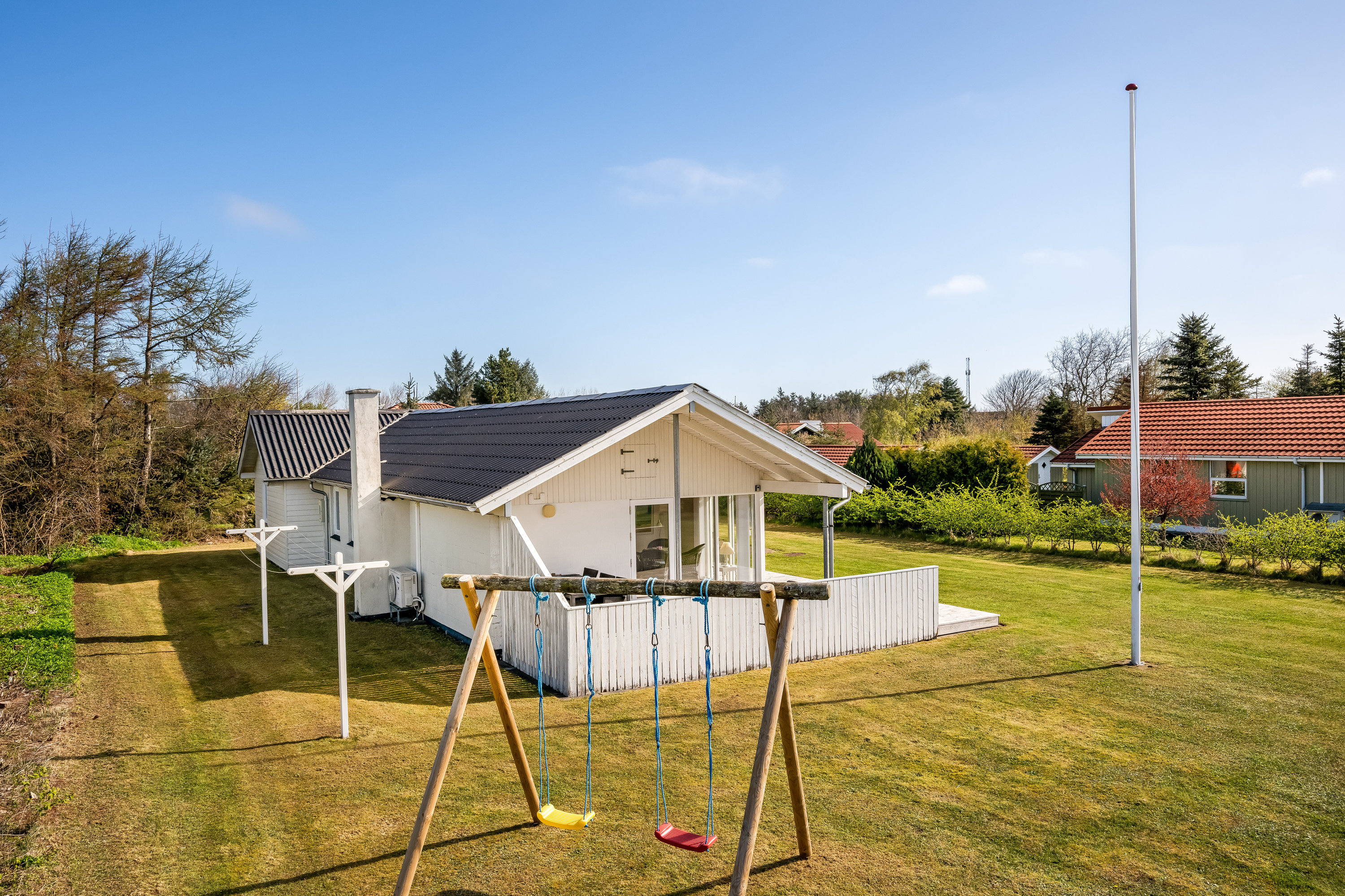 Fremhævet facade billede i fuldskærmstilstand. Billede af Leopardvej 9, Vostrup, 6880 Tarm