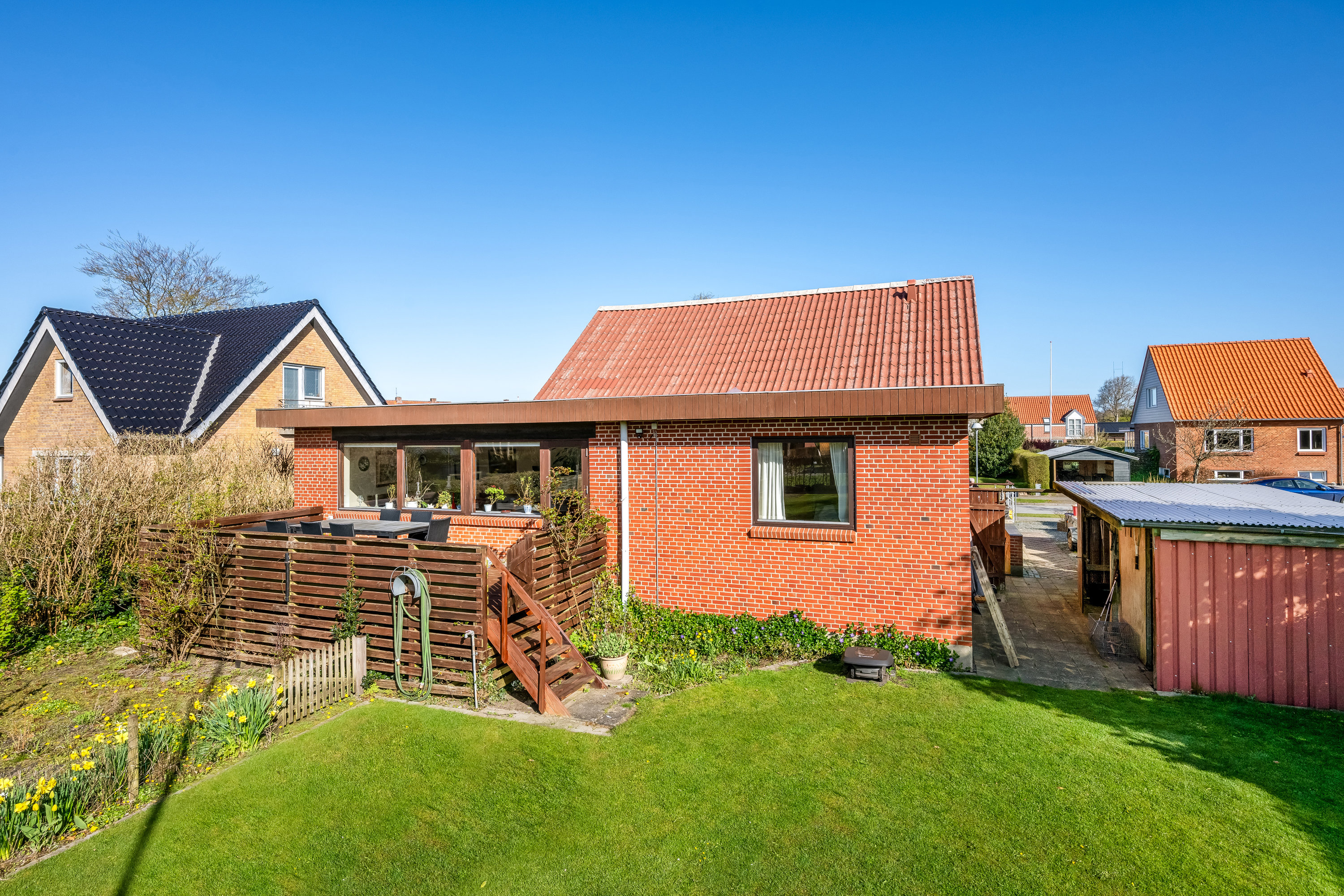 Fremhævet facade billede i fuldskærmstilstand. Billede af Østre Alle 6, 6900 Skjern