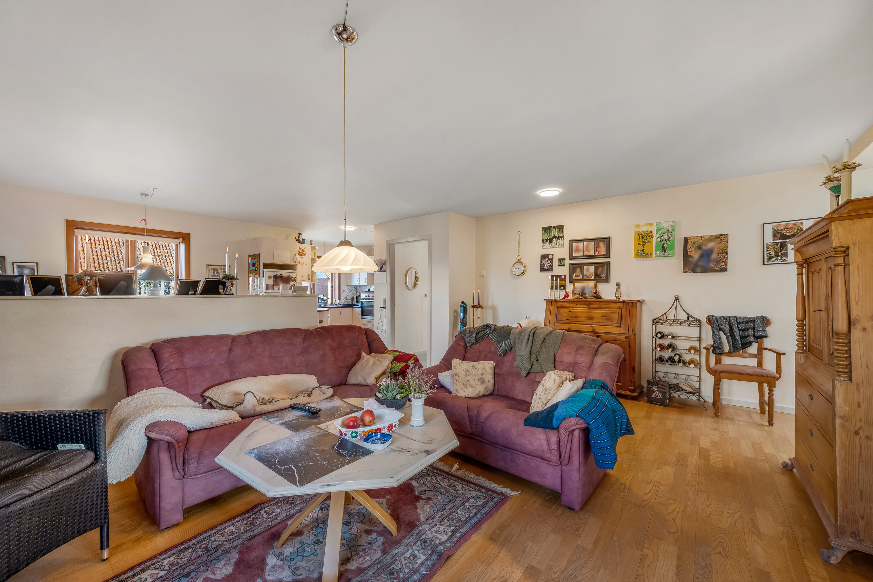 Fremhævet stue billede i fuldskærmstilstand. Billede af Østre Alle 6, 6900 Skjern