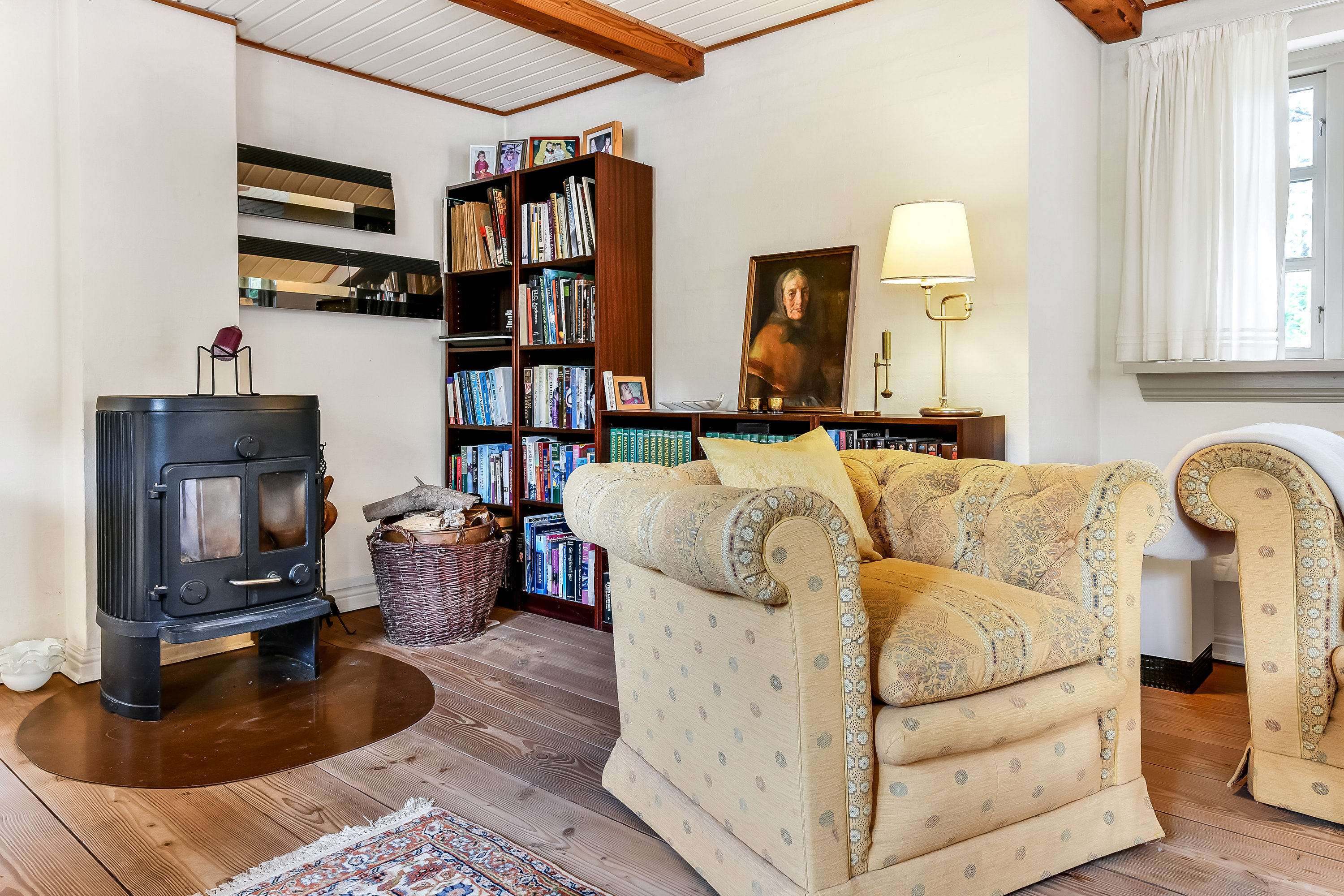 Fremhævet stue billede i fuldskærmstilstand. Billede af Kallesmærskvej 19, 6857 Blåvand