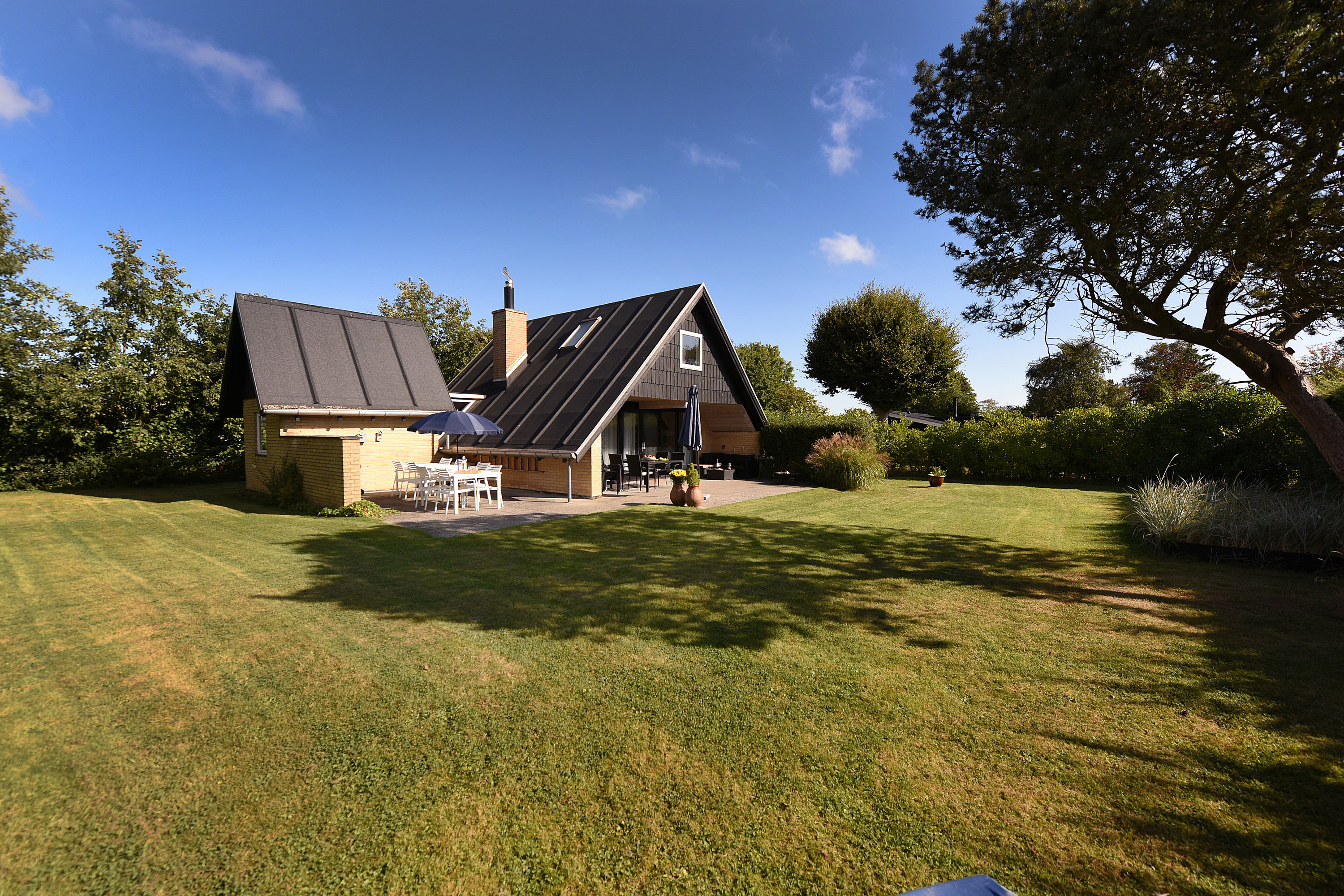 Hasselvænget 10, Dyngby Strand, 8300 Odder