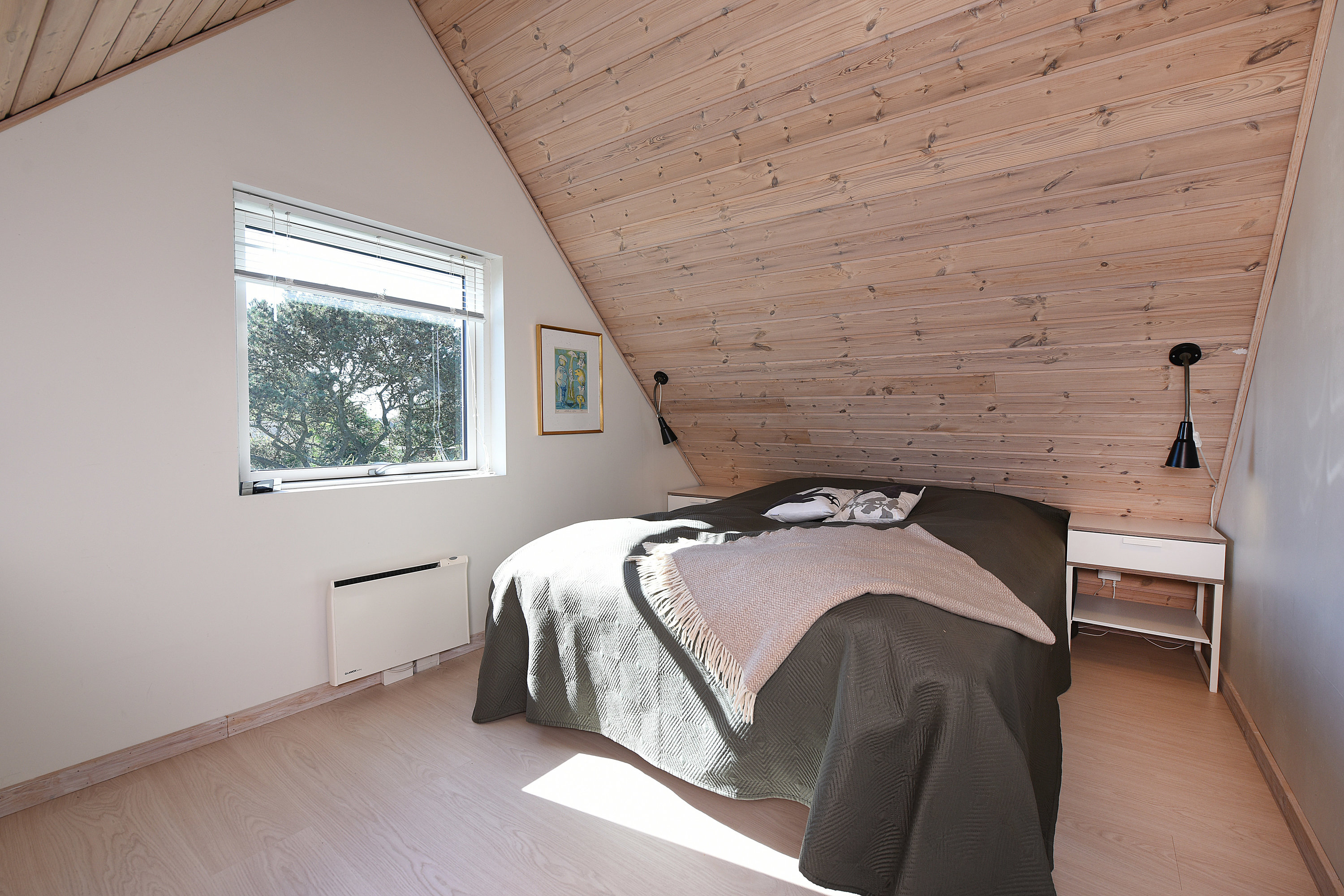 Fremhævet  billede i fuldskærmstilstand. Billede af Hasselvænget 10, Dyngby Strand, 8300 Odder