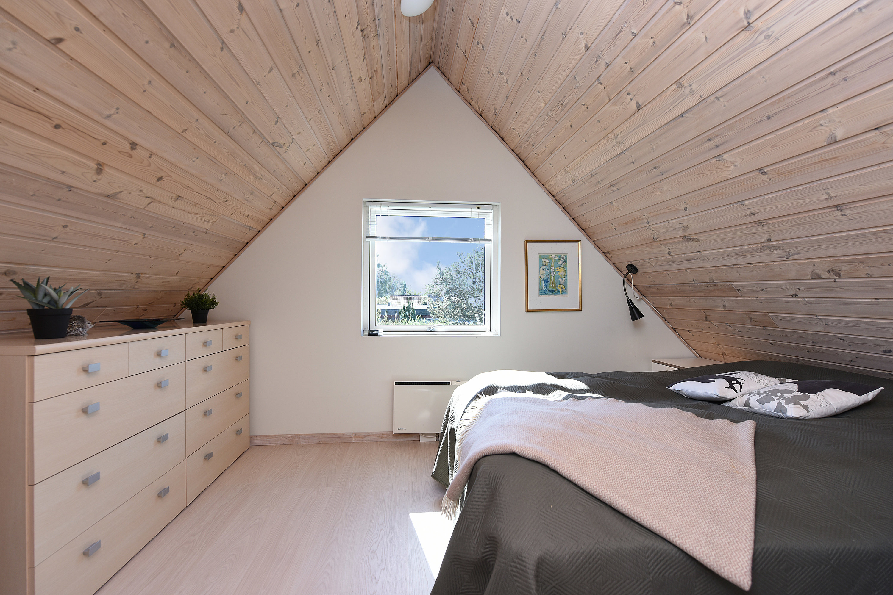 Fremhævet  billede i fuldskærmstilstand. Billede af Hasselvænget 10, Dyngby Strand, 8300 Odder