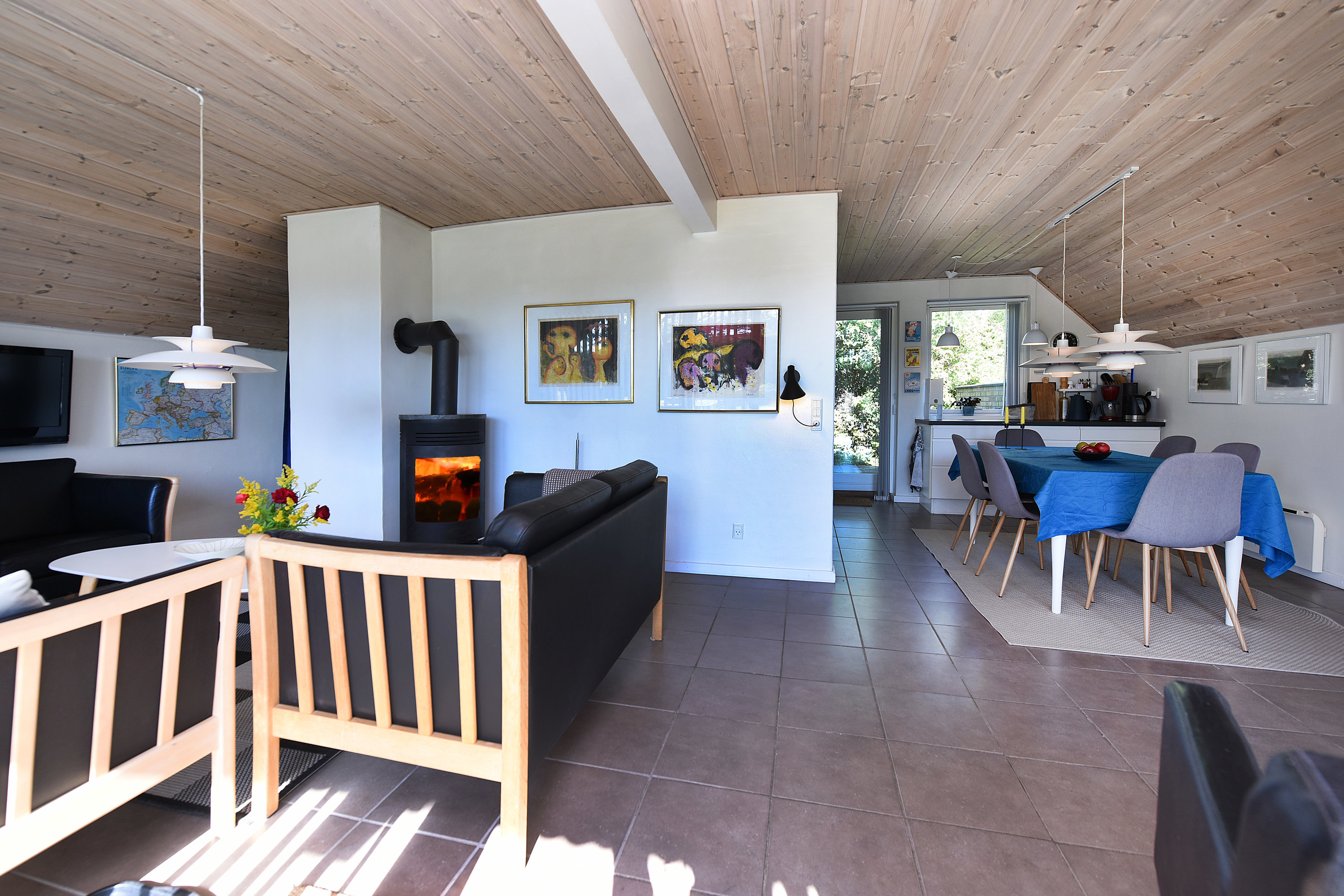 Fremhævet  billede i fuldskærmstilstand. Billede af Hasselvænget 10, Dyngby Strand, 8300 Odder