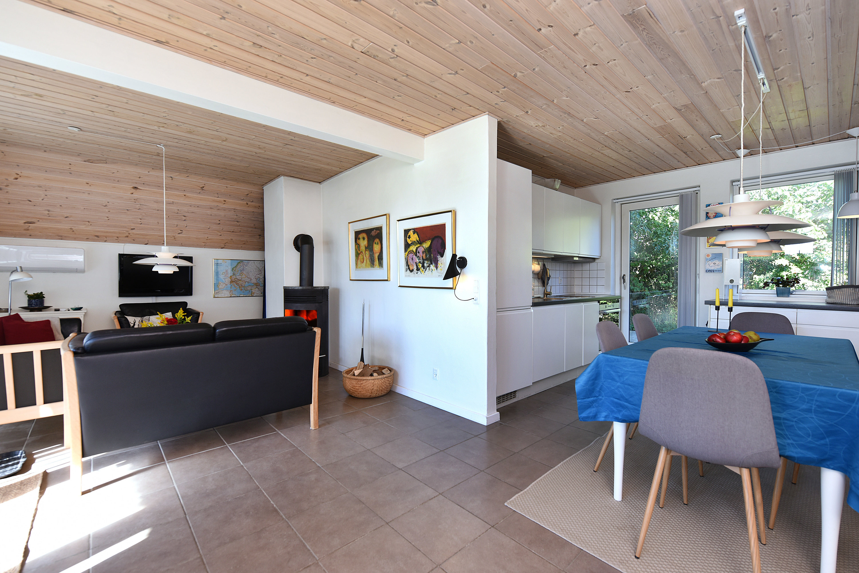 Fremhævet  billede i fuldskærmstilstand. Billede af Hasselvænget 10, Dyngby Strand, 8300 Odder