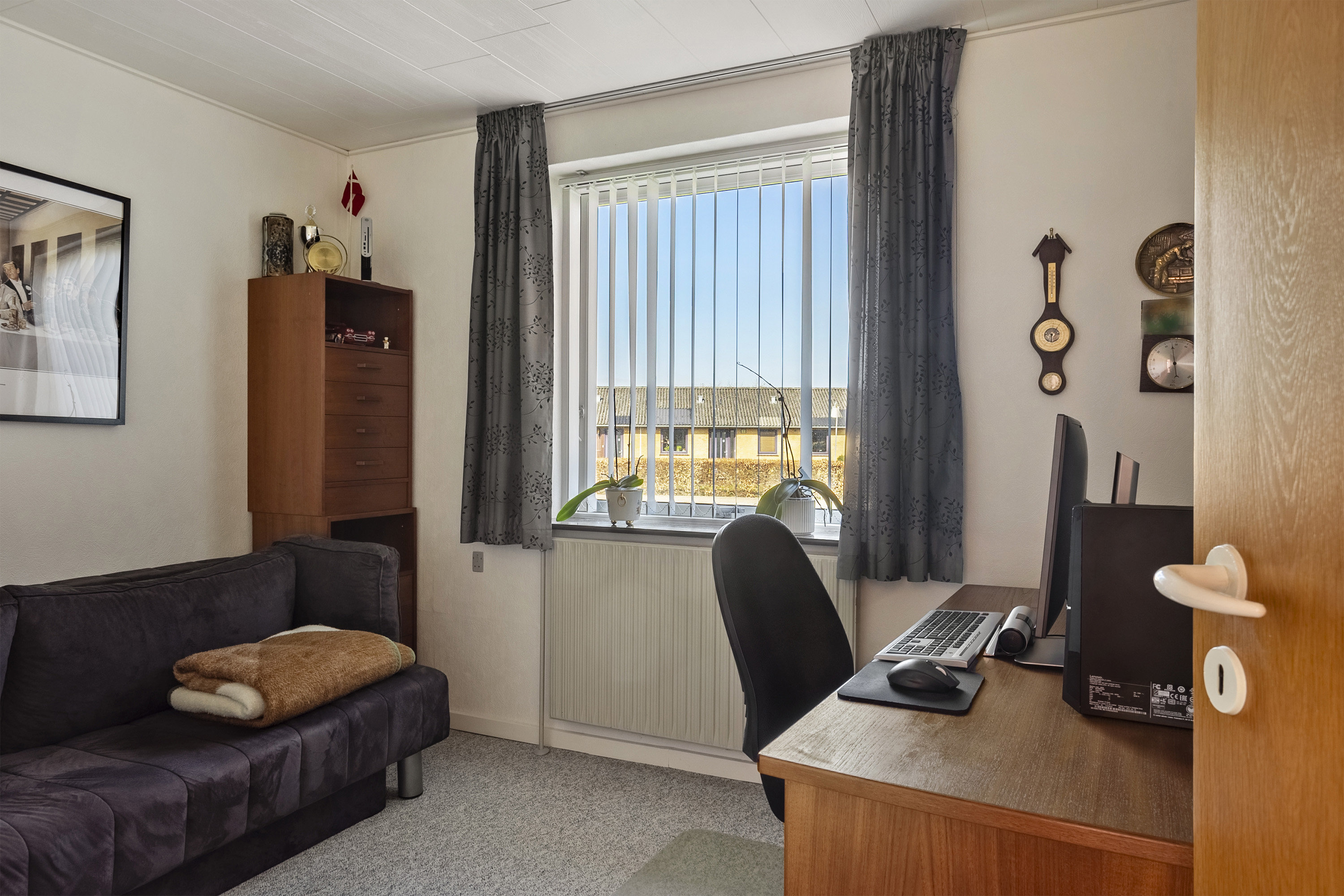 Fremhævet værelse billede i fuldskærmstilstand. Billede af Kastanievej 1, 6600 Vejen