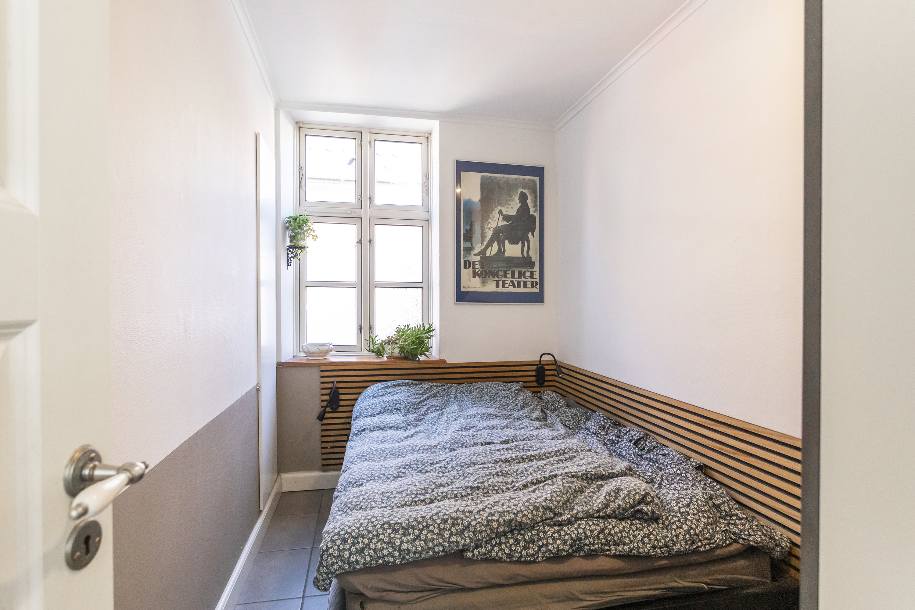 Fremhævet soveværelse billede i fuldskærmstilstand. Billede af Kirkegårdsvej 15, st.., 2300 København S