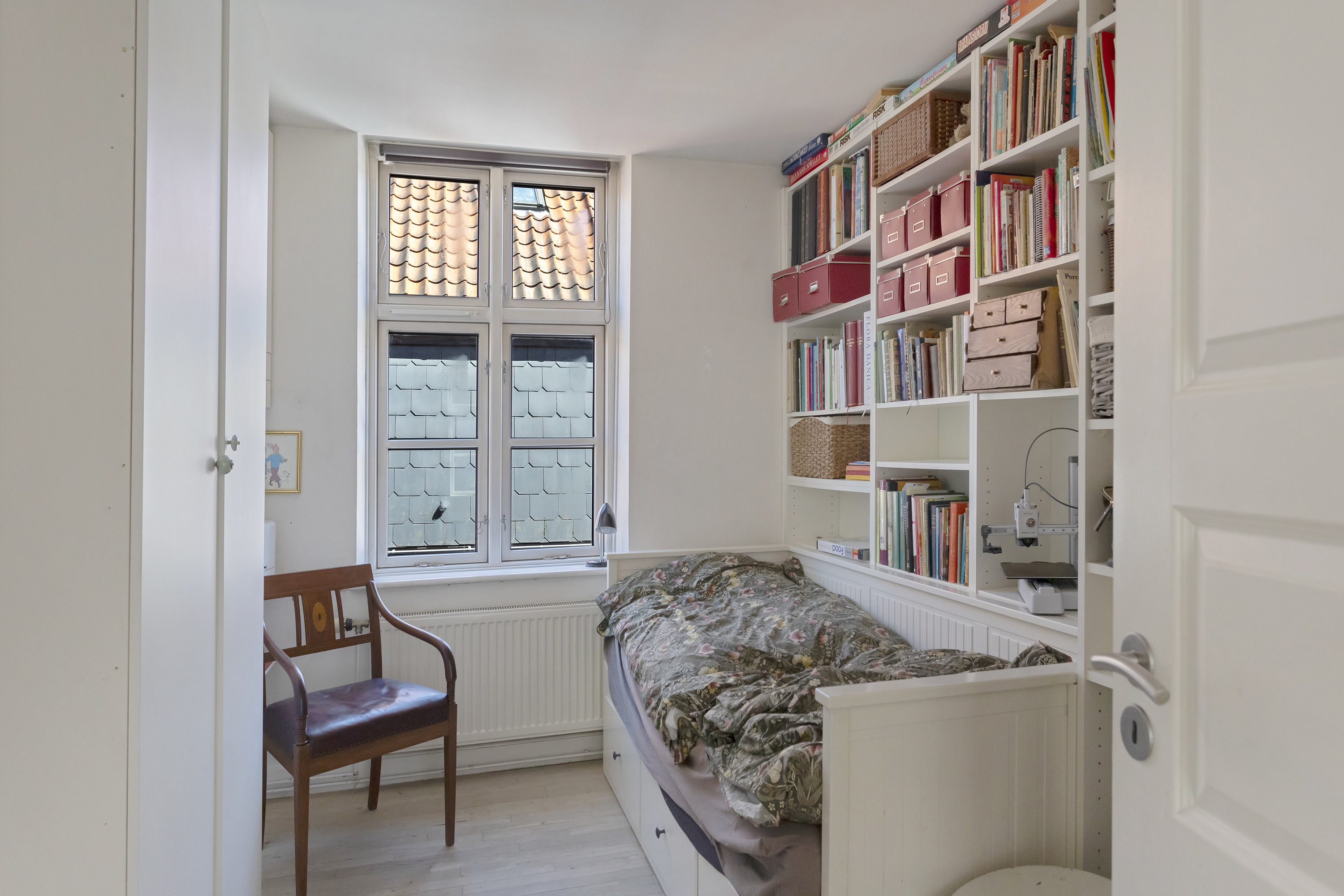 Fremhævet værelse billede i fuldskærmstilstand. Billede af Kirkegårdsvej 15, st.., 2300 København S