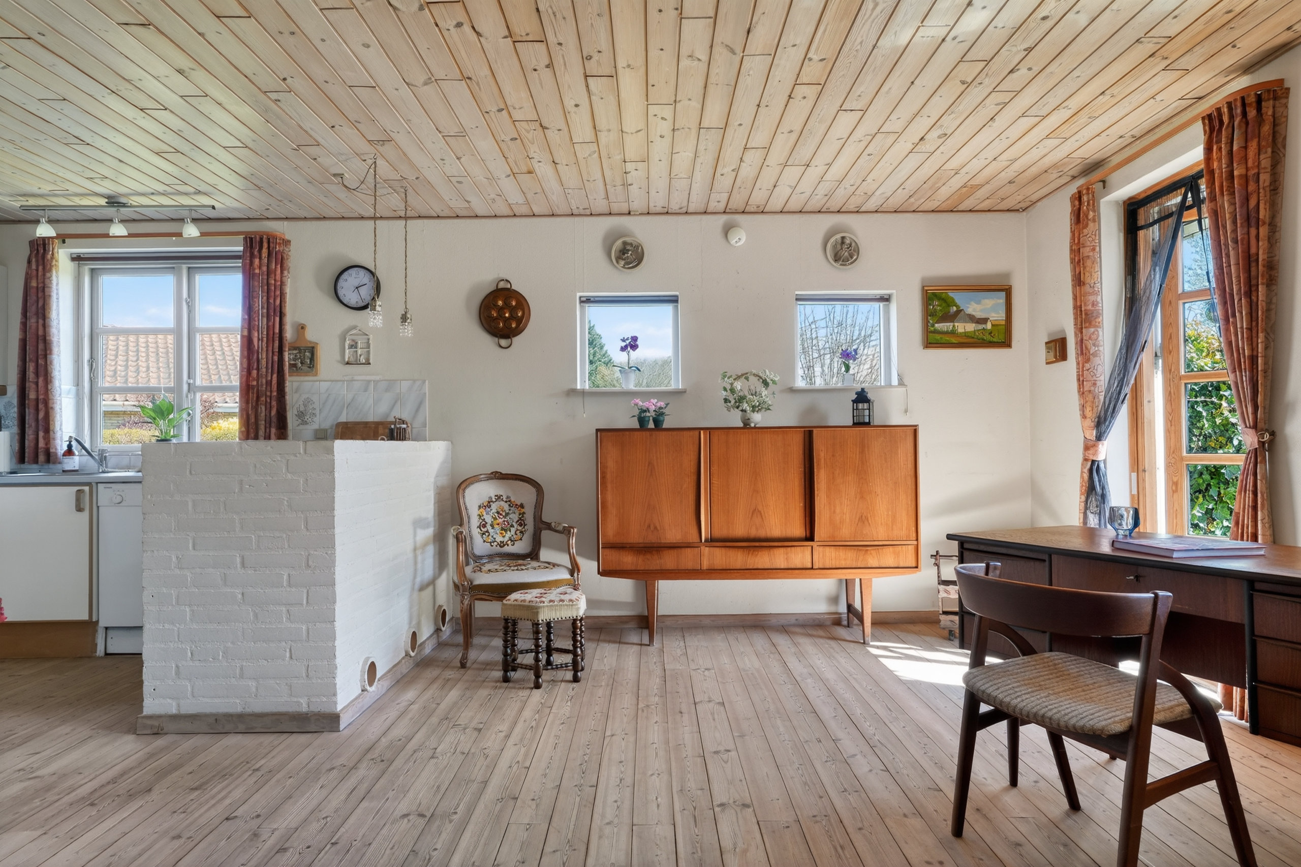 Fremhævet stue billede i fuldskærmstilstand. Billede af Enøvej 47A, 4500 Nykøbing Sj