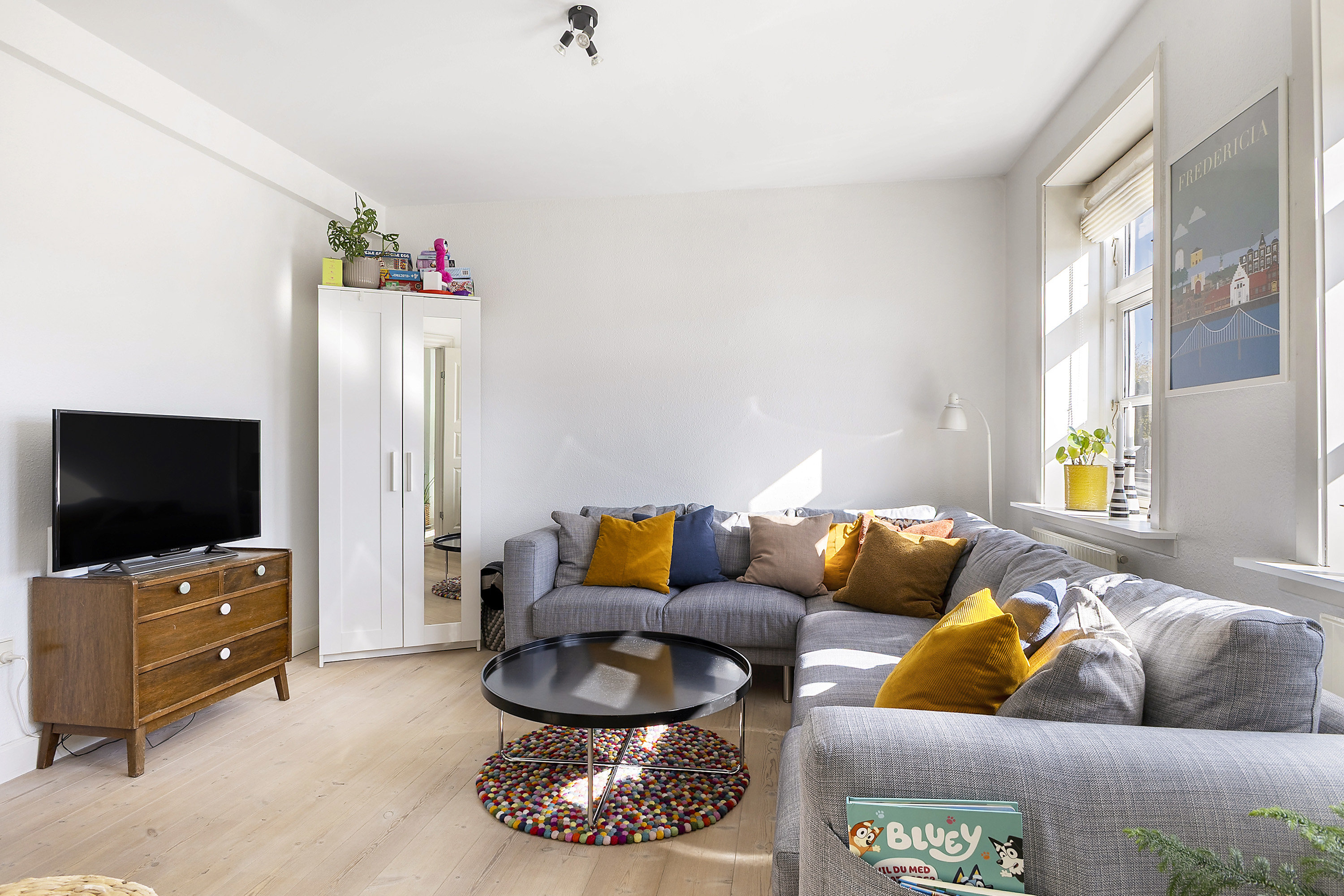 Fremhævet stue billede i fuldskærmstilstand. Billede af Norgesgade 26C, 7000 Fredericia