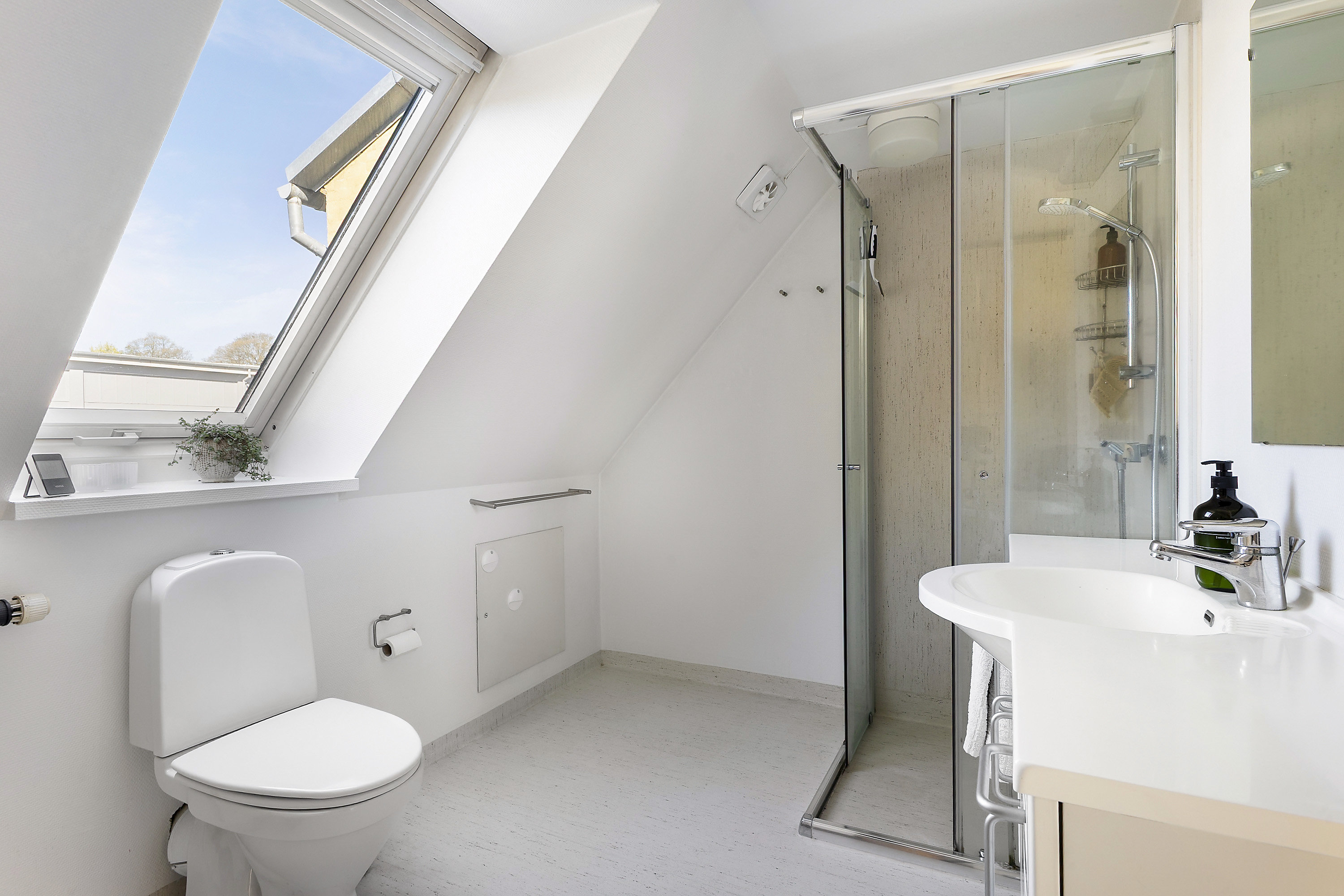 Fremhævet badeværelse billede i fuldskærmstilstand. Billede af Norgesgade 26C, 7000 Fredericia