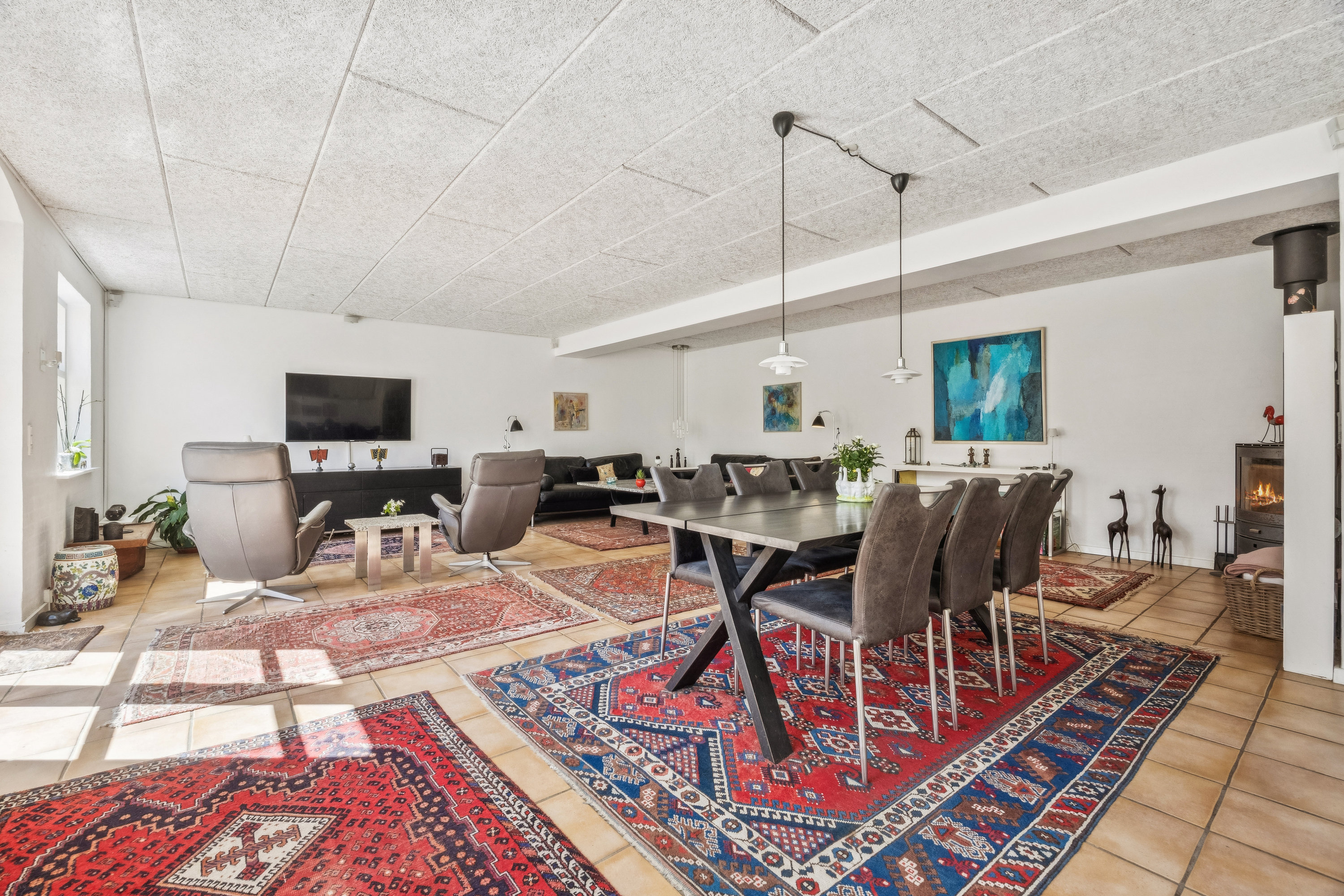 Fremhævet stue billede i fuldskærmstilstand. Billede af Overdrevsvejen 114, Lellinge, 4600 Køge