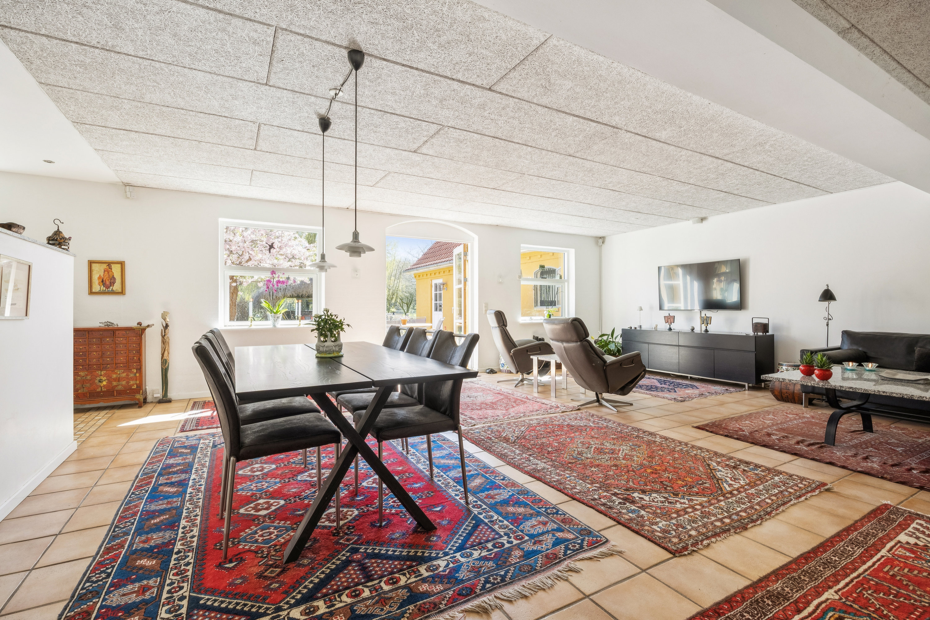 Fremhævet stue billede i fuldskærmstilstand. Billede af Overdrevsvejen 114, Lellinge, 4600 Køge