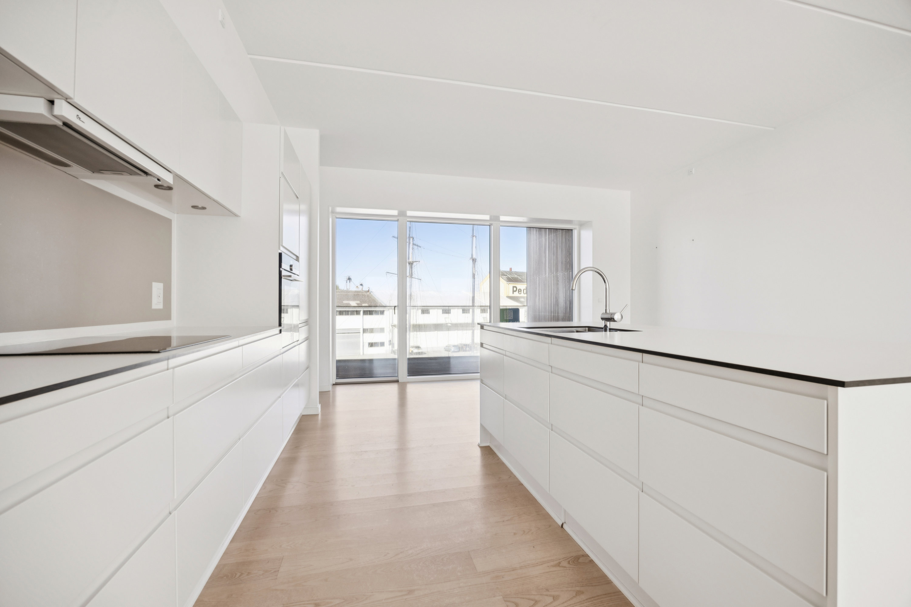 Fremhævet køkken billede i fuldskærmstilstand. Billede af Havnegade 29, 2. th., 9400 Nørresundby