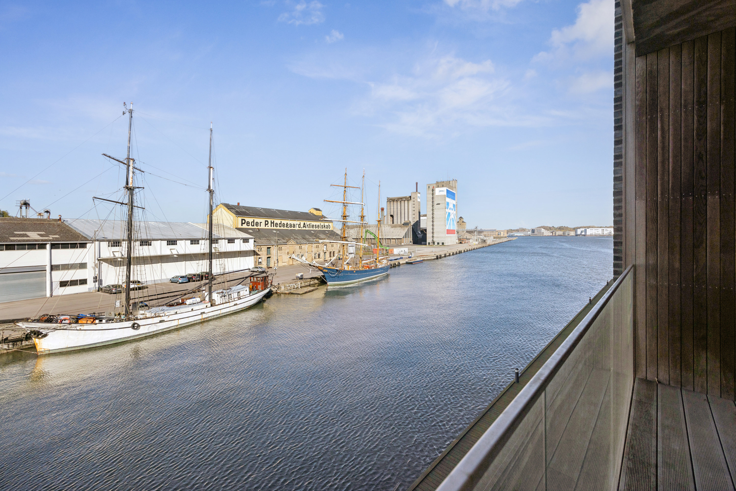 Fremhævet udsigt billede i fuldskærmstilstand. Billede af Havnegade 29, 2. th., 9400 Nørresundby