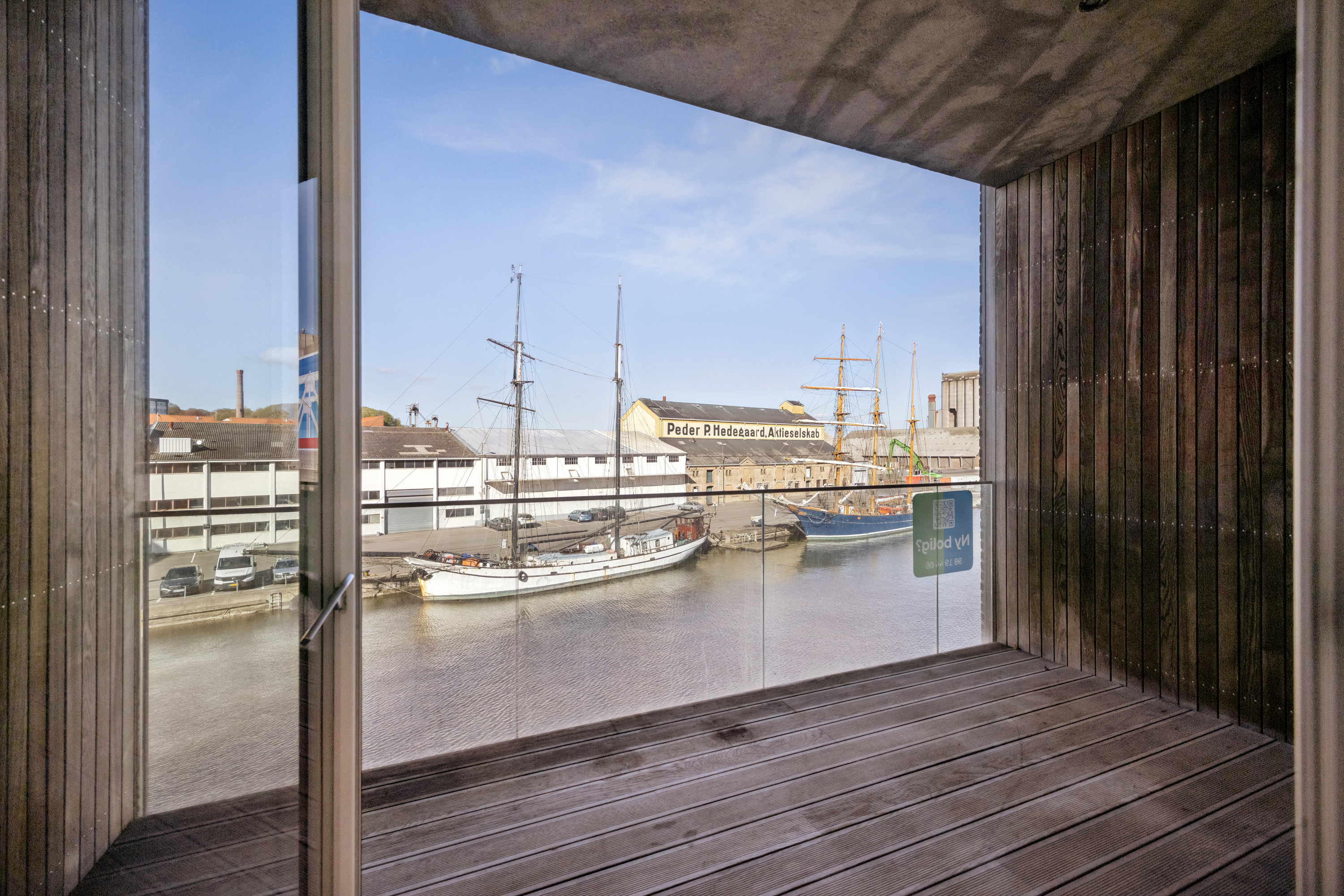 Fremhævet altan billede i fuldskærmstilstand. Billede af Havnegade 29, 2. th., 9400 Nørresundby