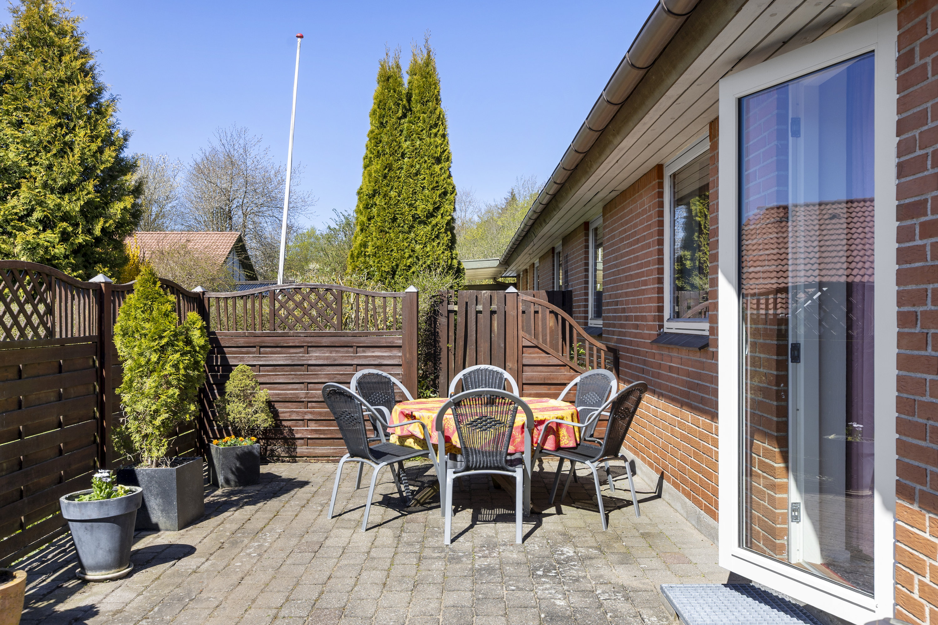 Fremhævet terrasse billede i fuldskærmstilstand. Billede af Møllegårdsvej 111A, 4295 Stenlille