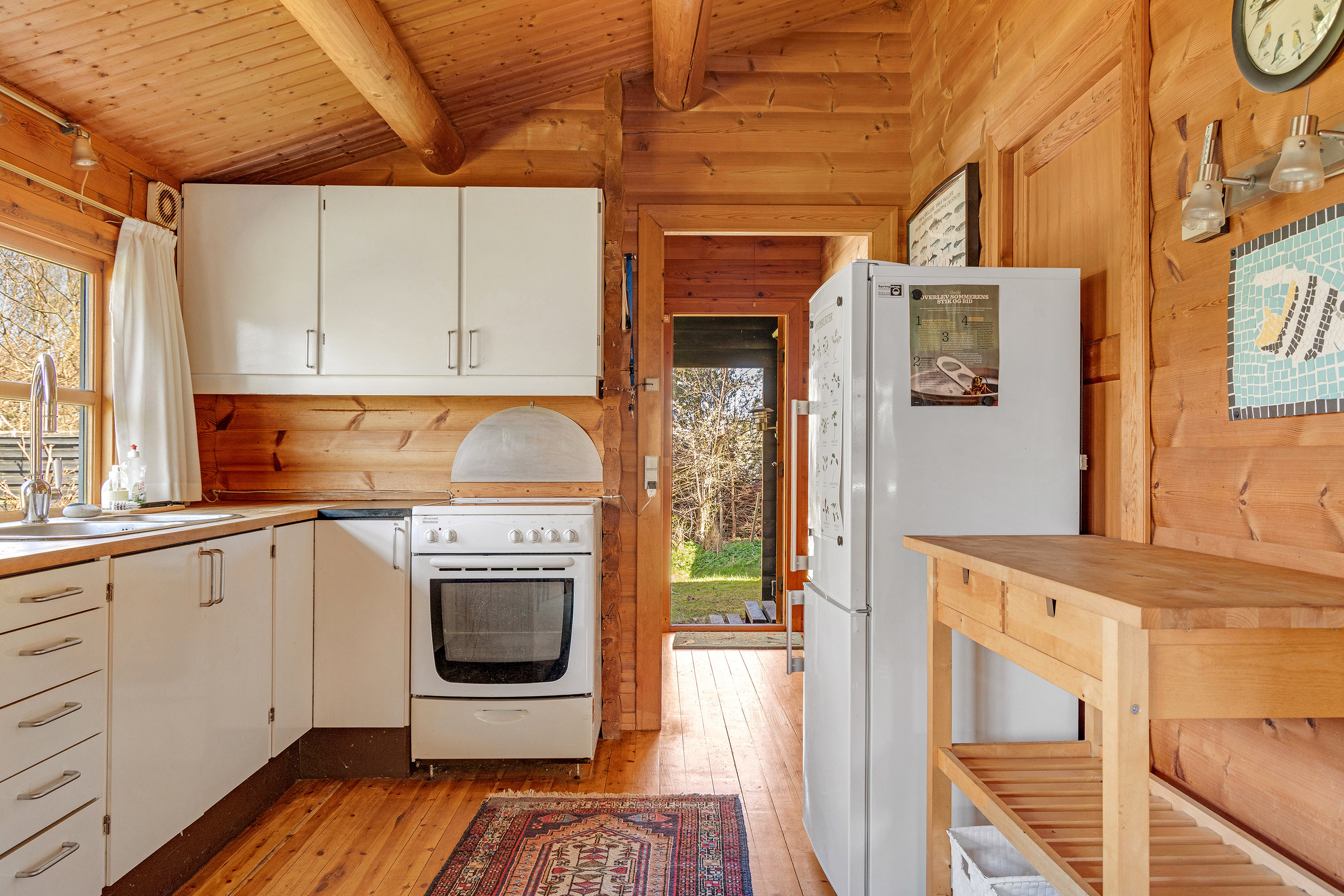 Fremhævet køkken billede i fuldskærmstilstand. Billede af Riishøj-Åsen 5, Rågeleje, 3210 Vejby