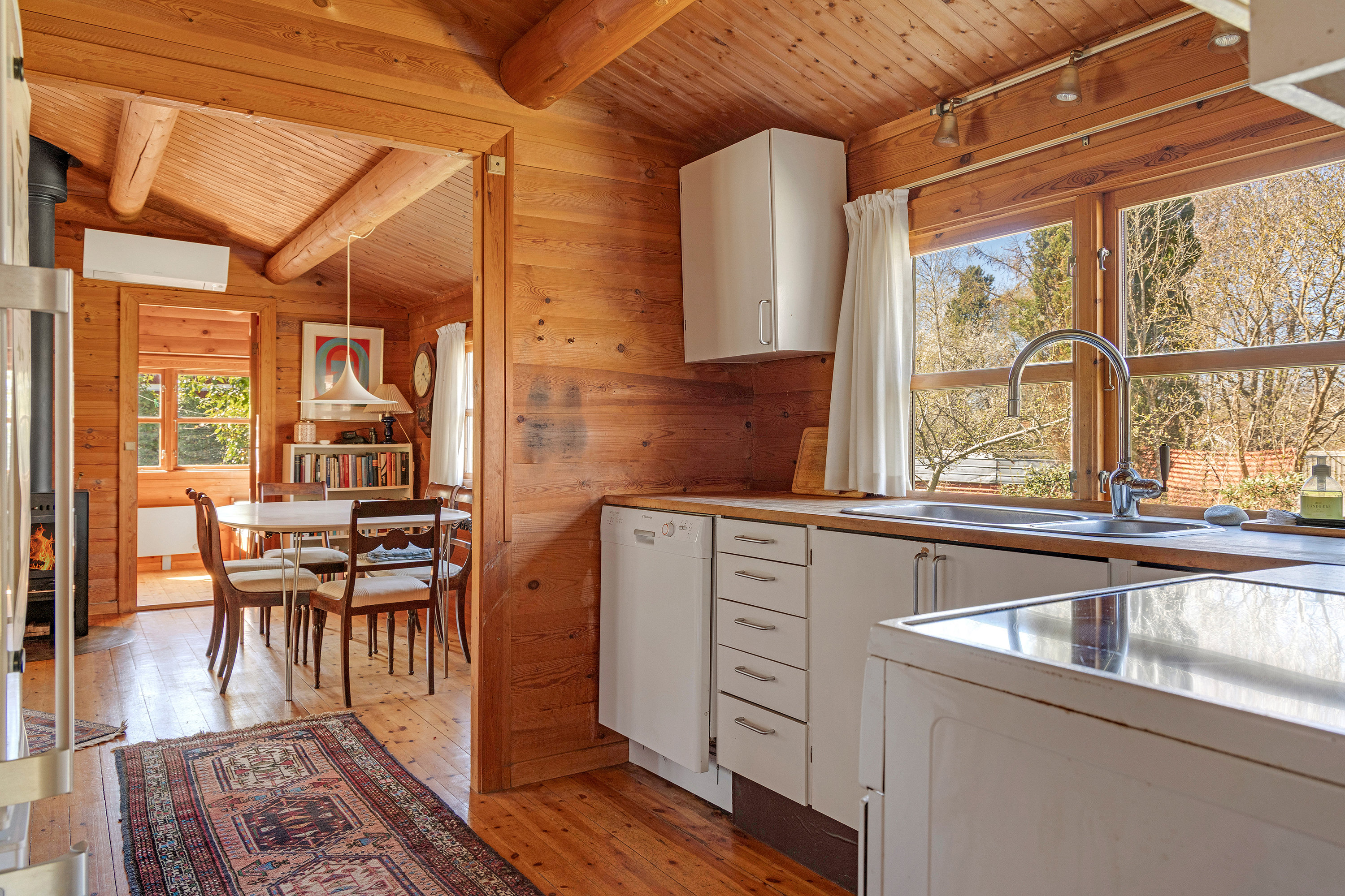 Fremhævet køkken billede i fuldskærmstilstand. Billede af Riishøj-Åsen 5, Rågeleje, 3210 Vejby