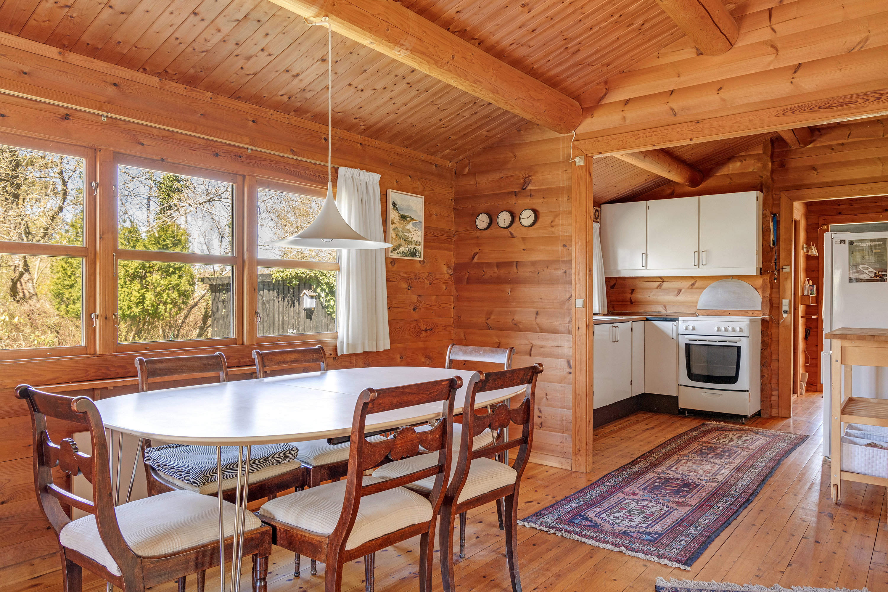 Fremhævet stue billede i fuldskærmstilstand. Billede af Riishøj-Åsen 5, Rågeleje, 3210 Vejby