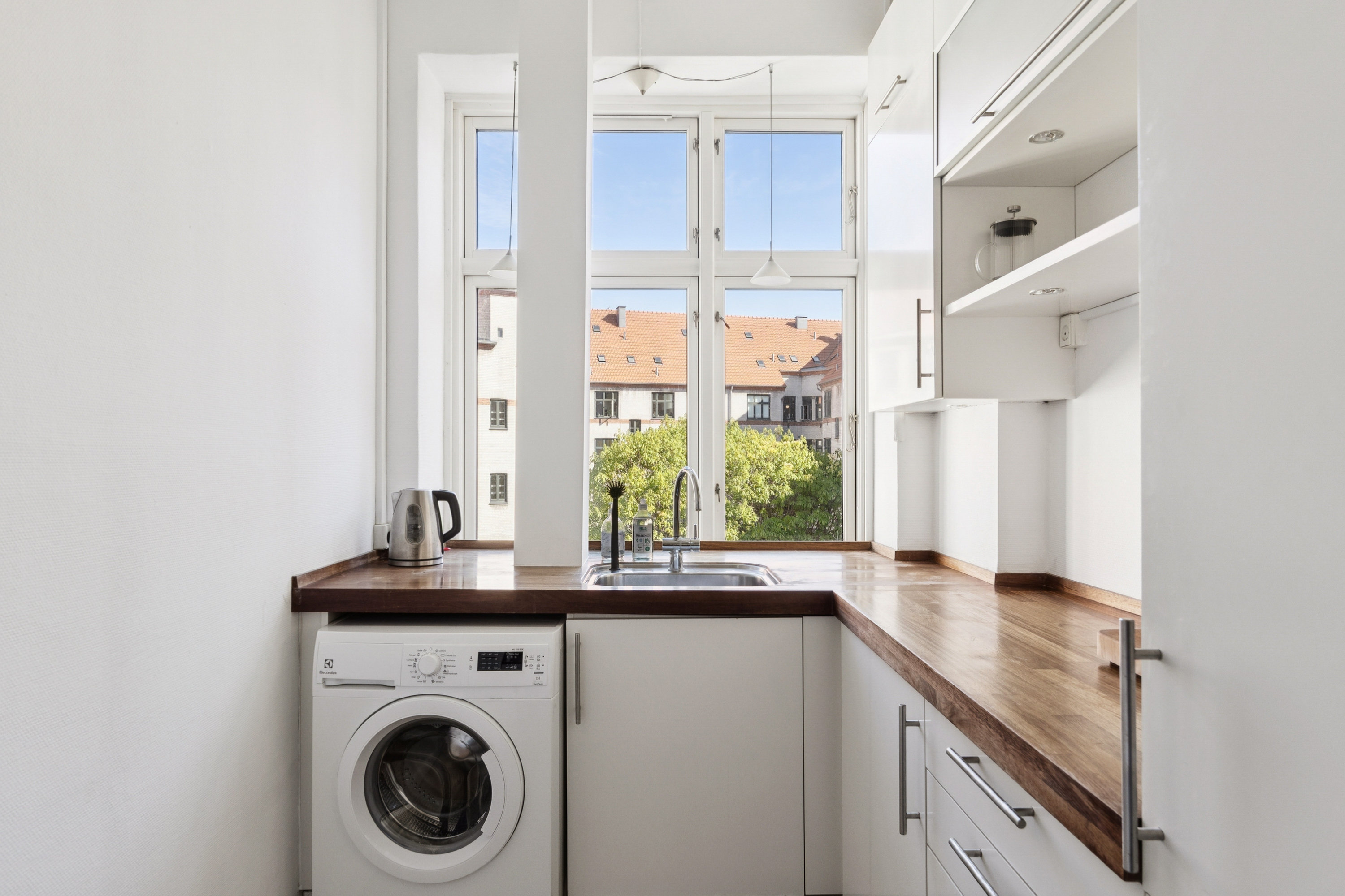 Fremhævet køkken billede i fuldskærmstilstand. Billede af Korsørgade 31, 3. th., 2100 København Ø