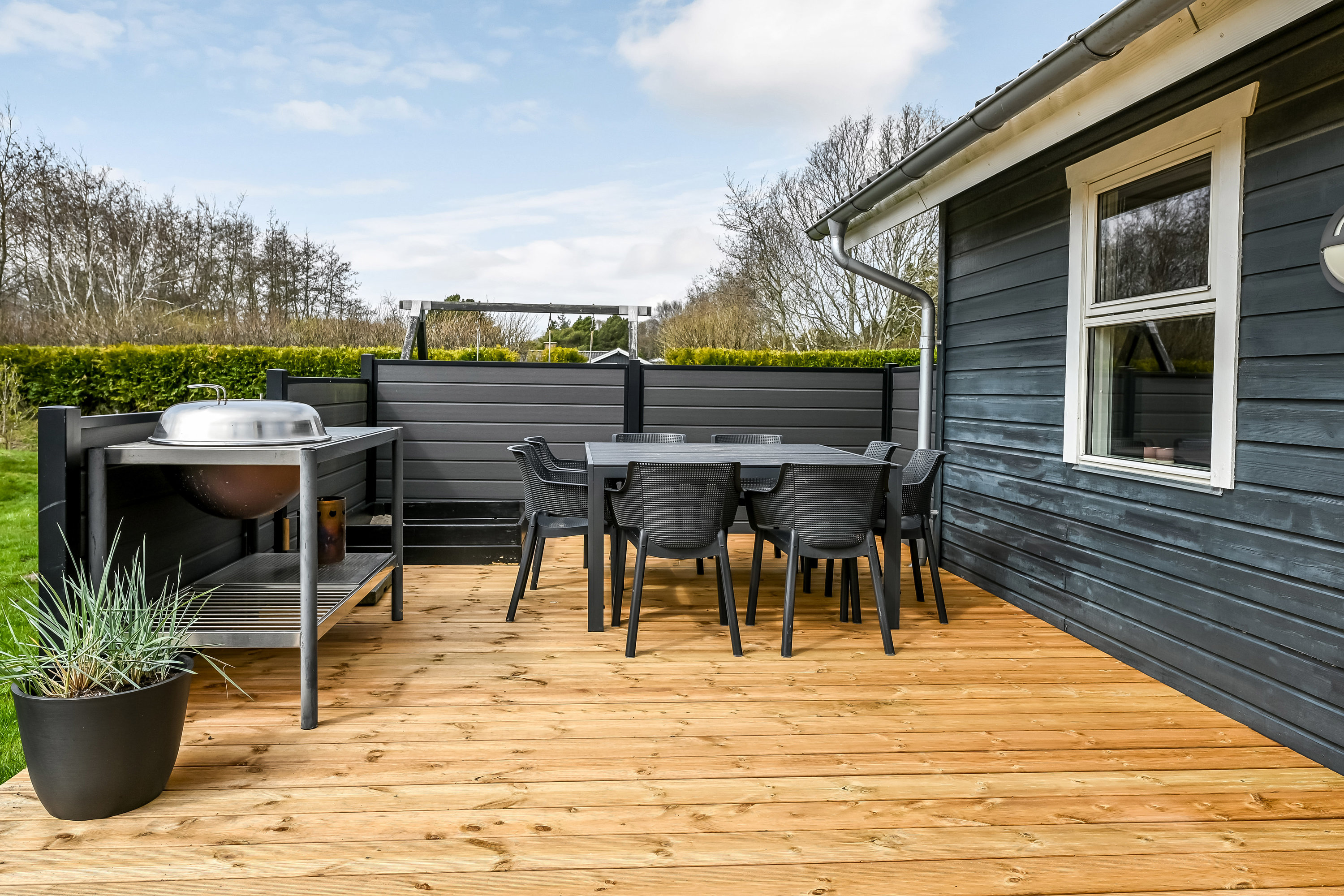 Fremhævet terrasse billede i fuldskærmstilstand. Billede af Grønnevej 15, 6857 Blåvand