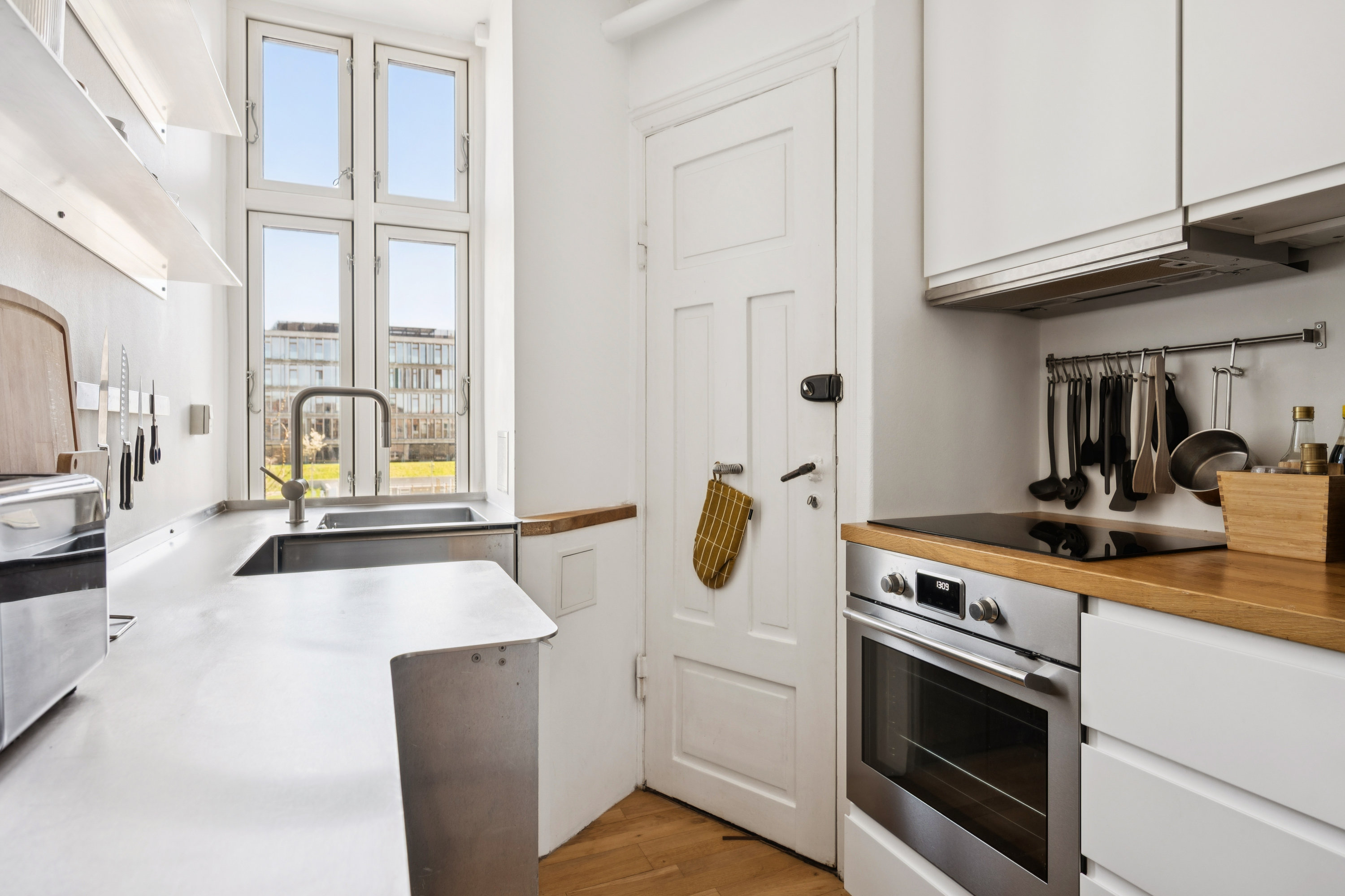 Fremhævet køkken billede i fuldskærmstilstand. Billede af Nordre Fasanvej 26, 2. tv., 2000 Frederiksberg