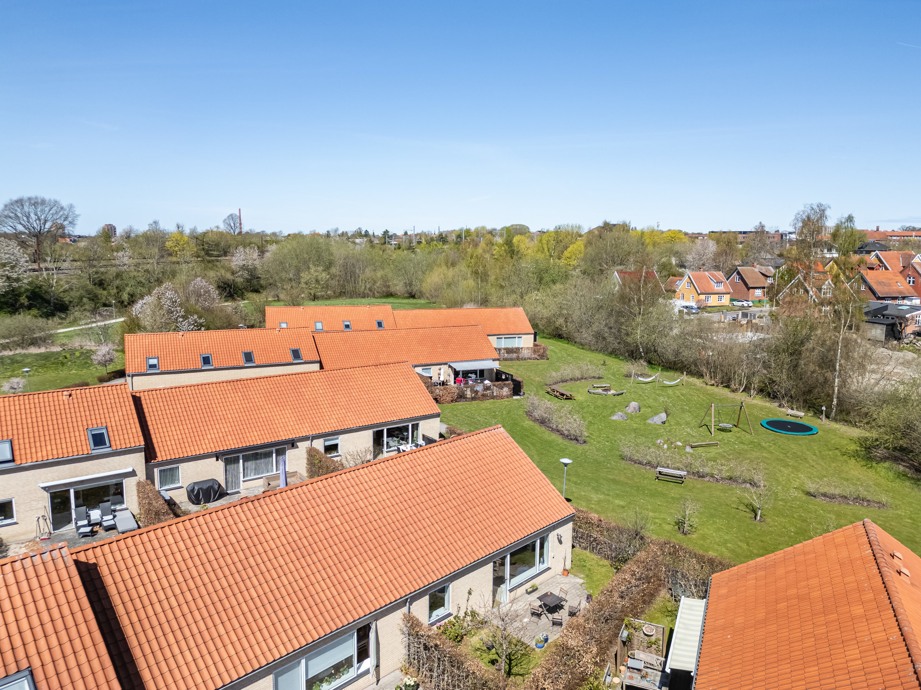 Fremhævet facade billede i fuldskærmstilstand. Billede af Jagtvej 34, 3400 Hillerød