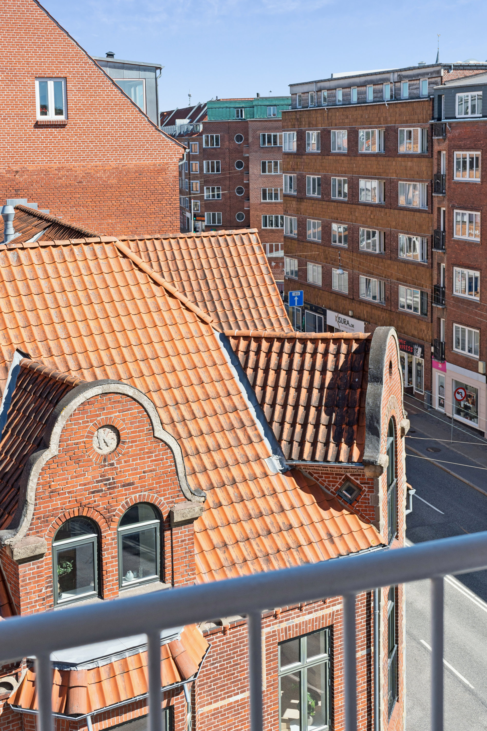 Fremhævet andet billede i fuldskærmstilstand. Billede af Vesterbro 35, 5. 501., 9000 Aalborg
