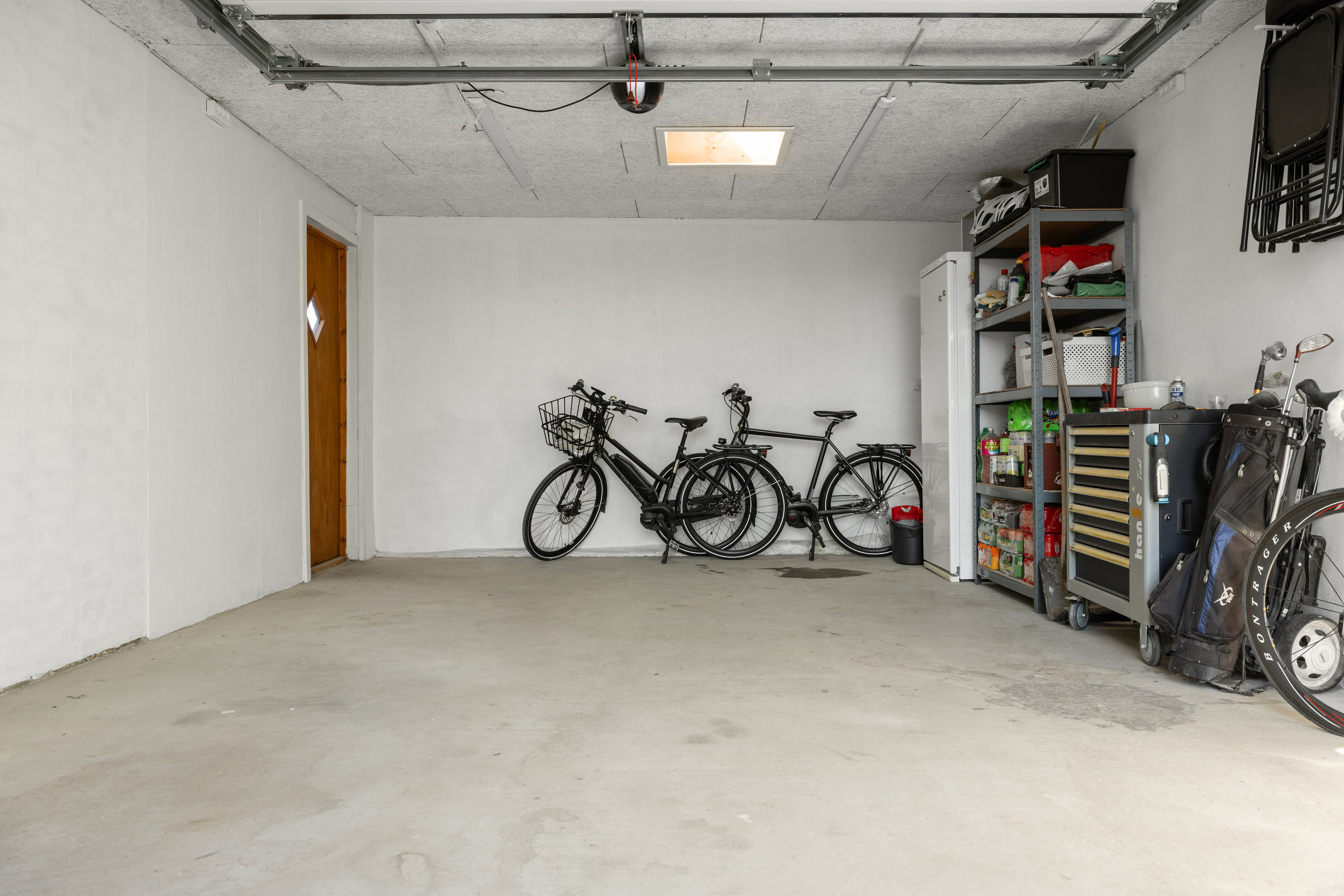 Fremhævet garage billede i fuldskærmstilstand. Billede af Udsigten 6, 5700 Svendborg