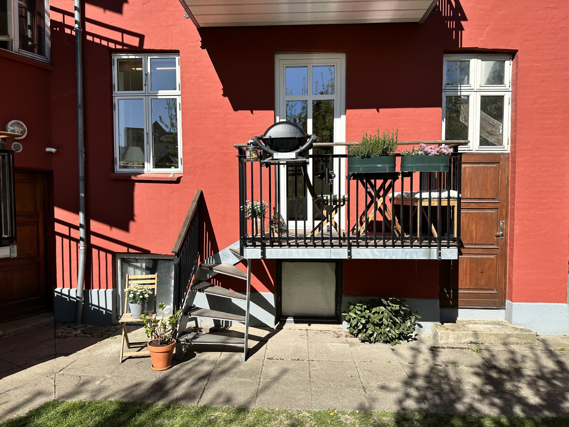 Fremhævet  billede i fuldskærmstilstand. Billede af Knudrisgade 32, st.. tv., 8000 Aarhus C