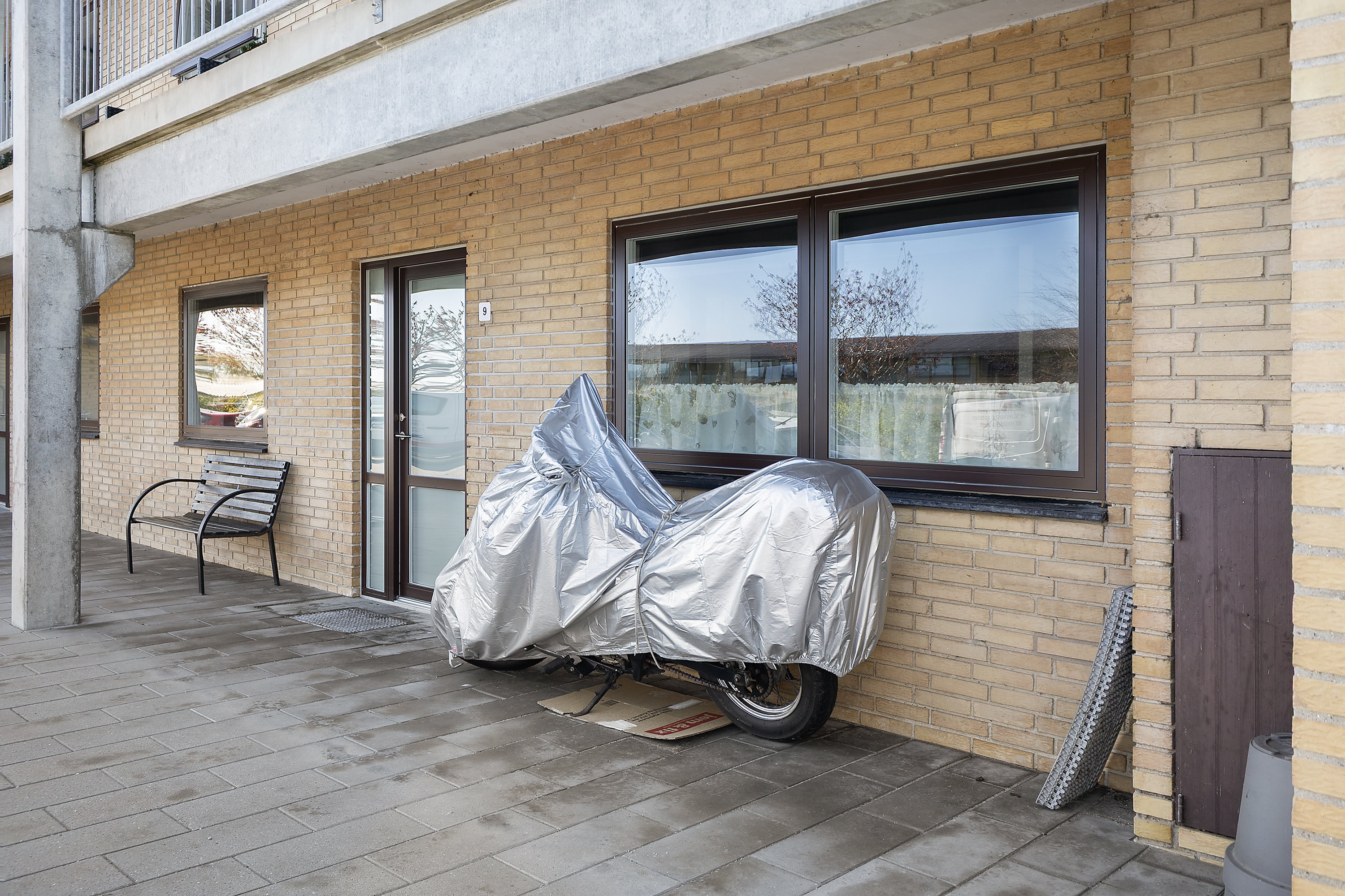 Fremhævet entré billede i fuldskærmstilstand. Billede af Elmevej 6, st.. 9., 7600 Struer