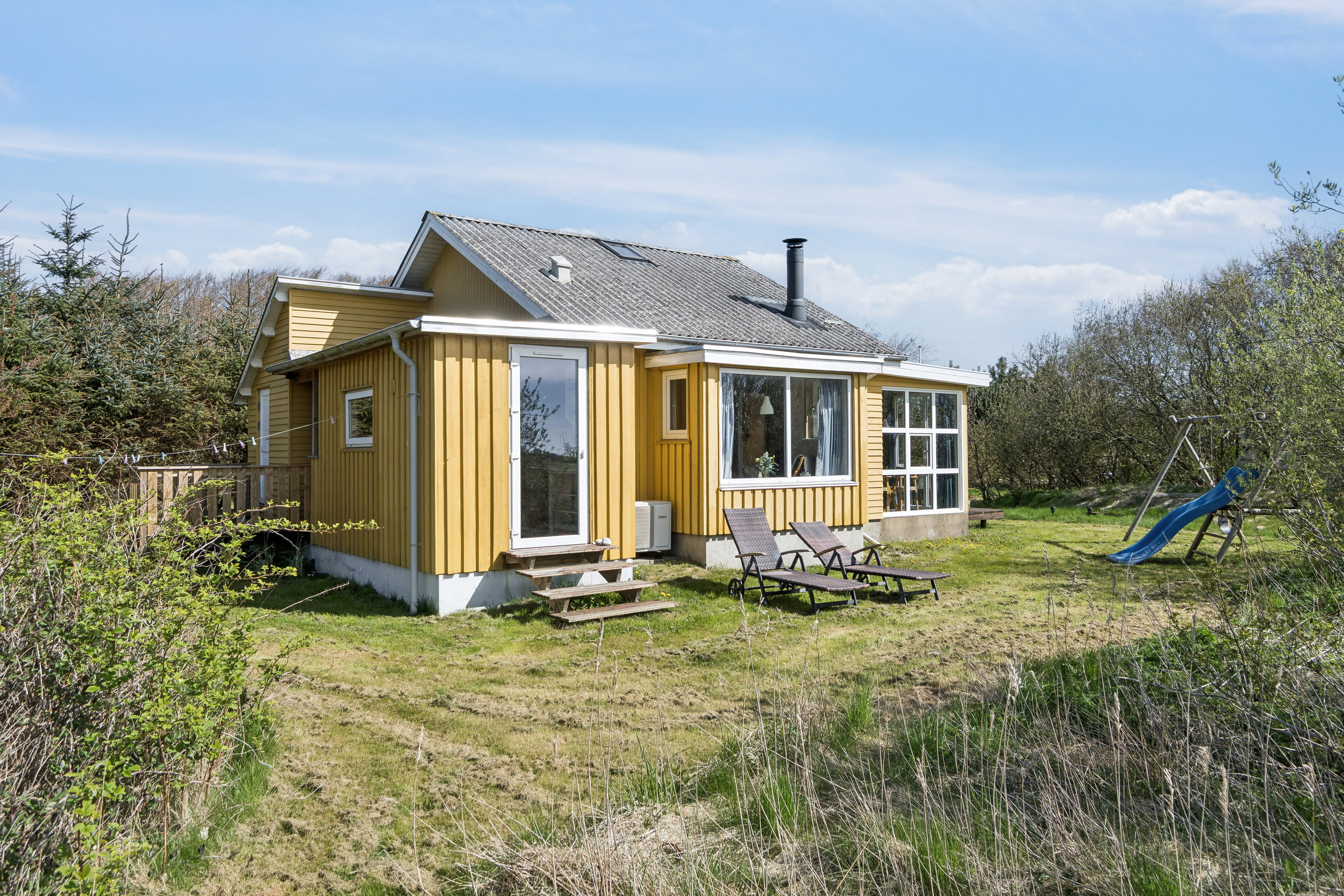 Fremhævet set fra haven billede i fuldskærmstilstand. Billede af Sommerstedvej 64, Lyngs Torp, 7790 Thyholm