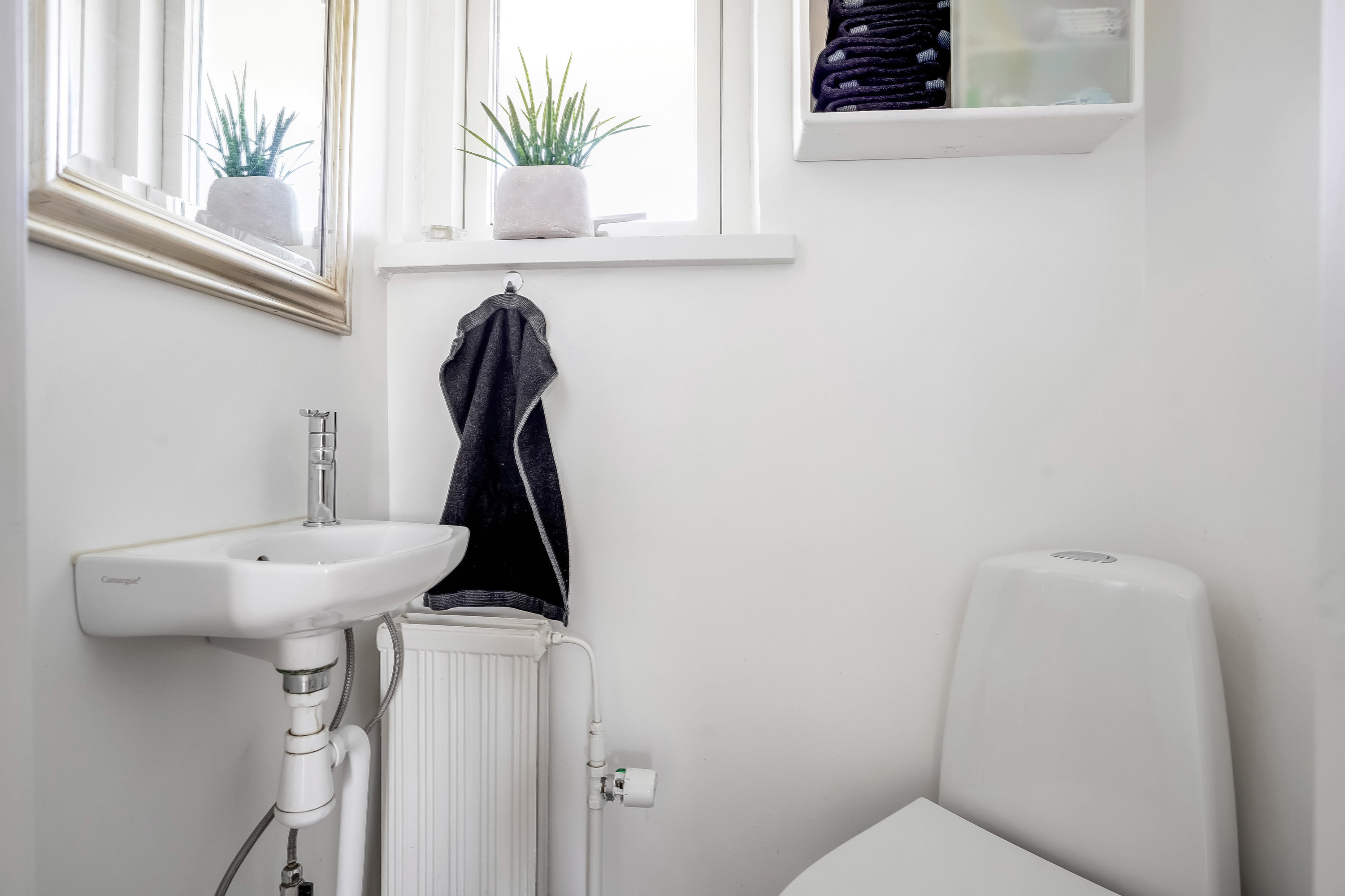Fremhævet toilet billede i fuldskærmstilstand. Billede af Munkerisvej 87, 5230 Odense M