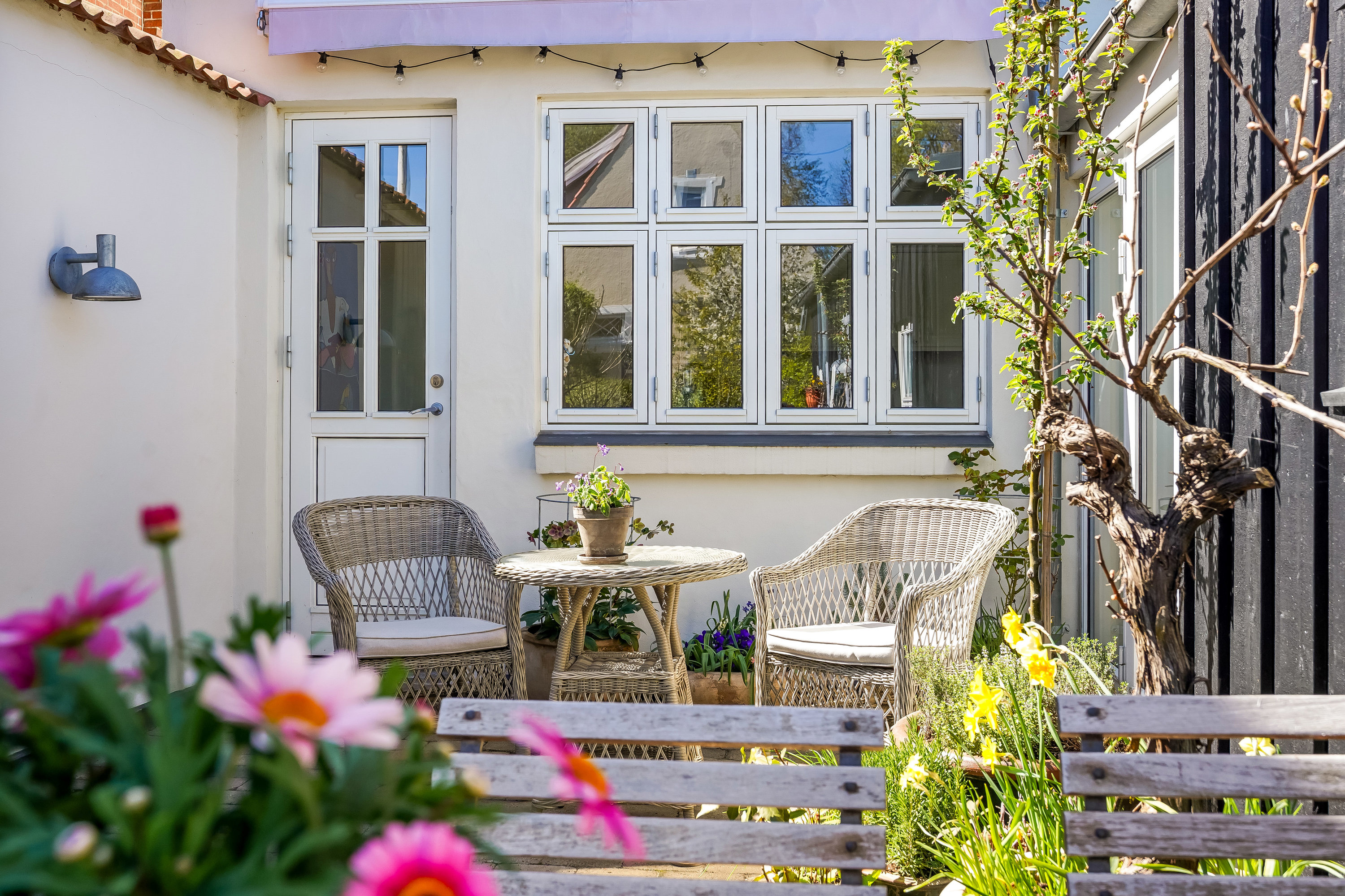 Fremhævet terrasse billede i fuldskærmstilstand. Billede af Hunderupvej 106, 5230 Odense M