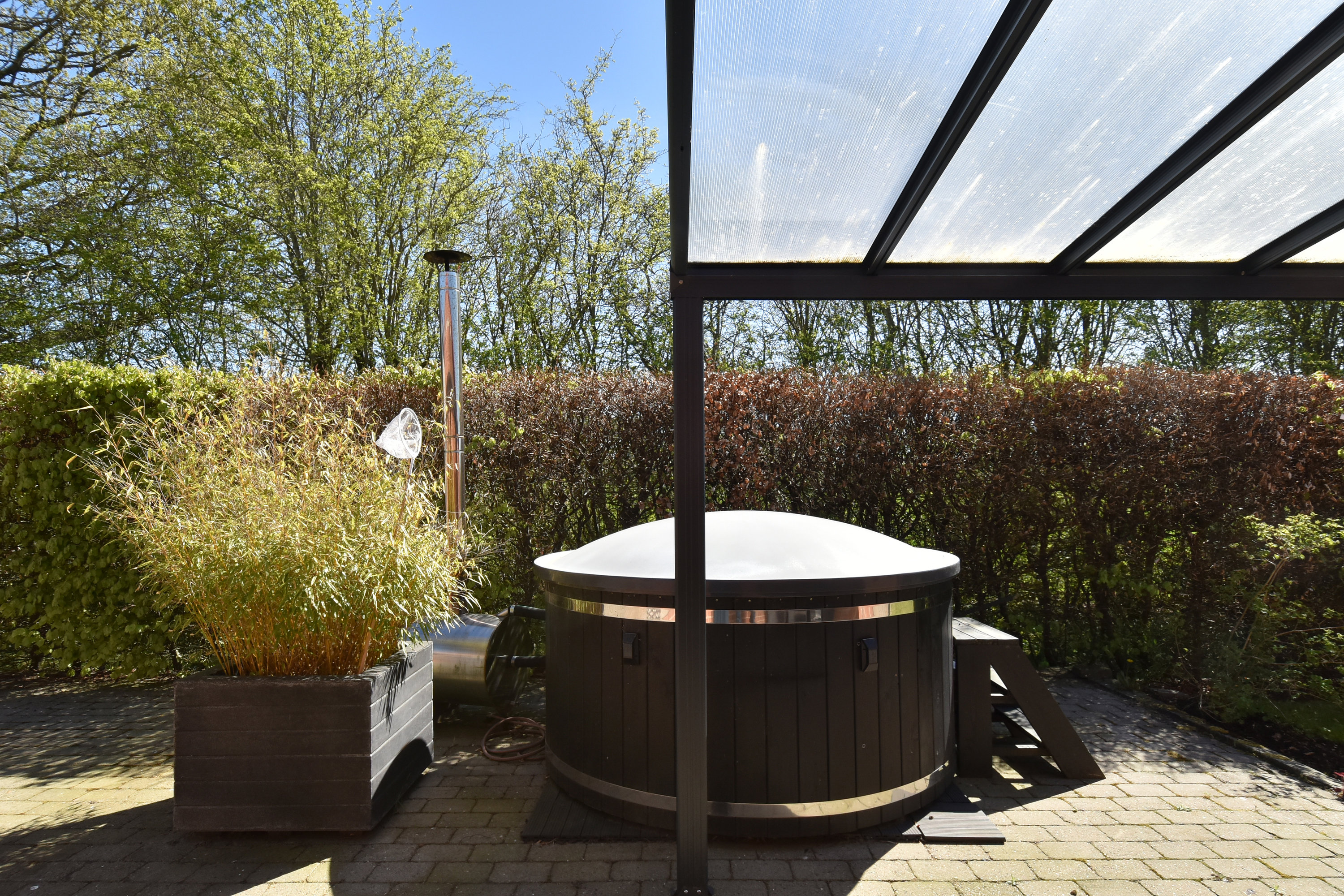 Fremhævet terrasse billede i fuldskærmstilstand. Billede af Østertorp 16, Gjellerup, 7400 Herning