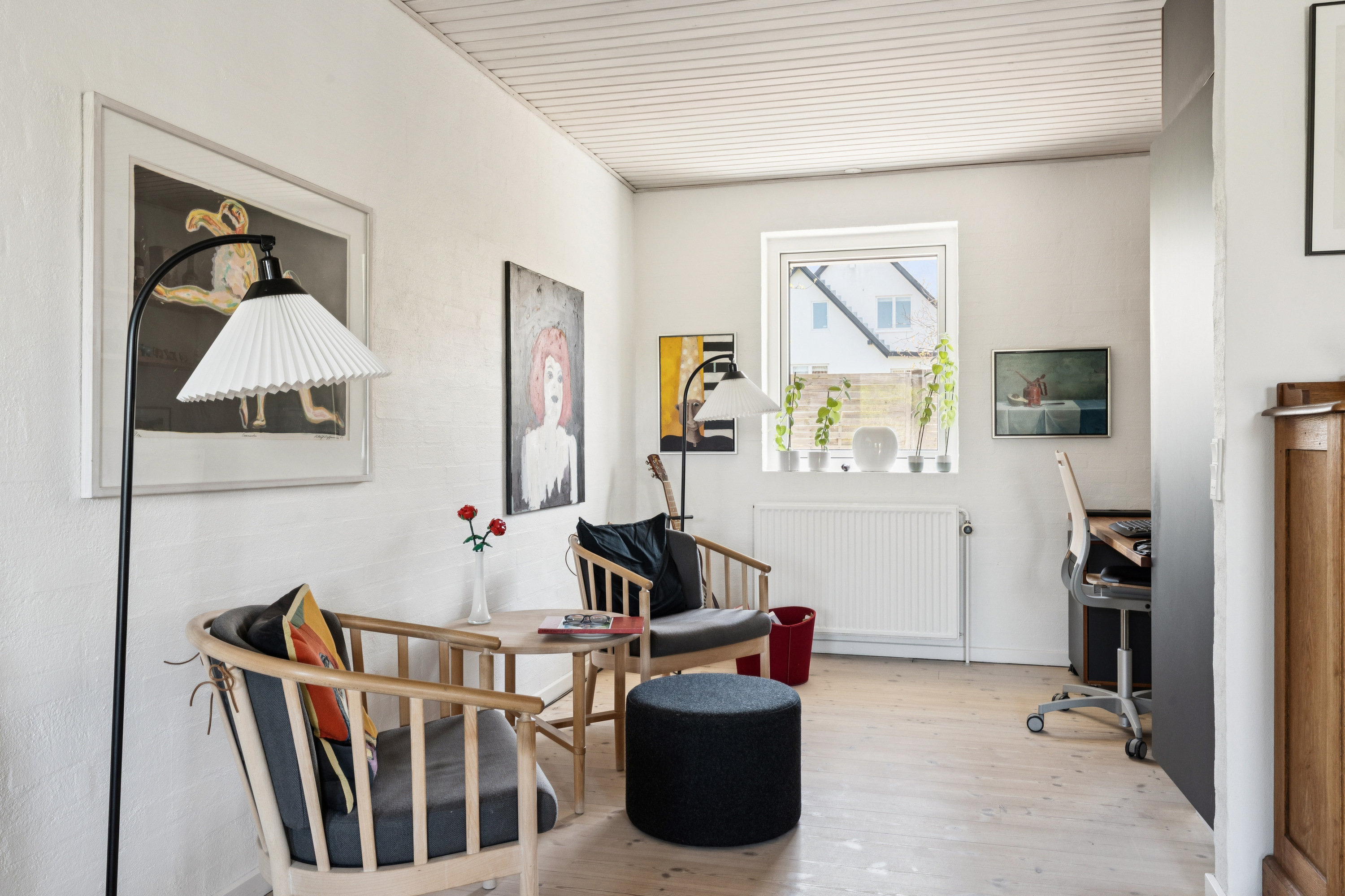 Fremhævet stue billede i fuldskærmstilstand. Billede af Johannesmindevej 42, 9000 Aalborg