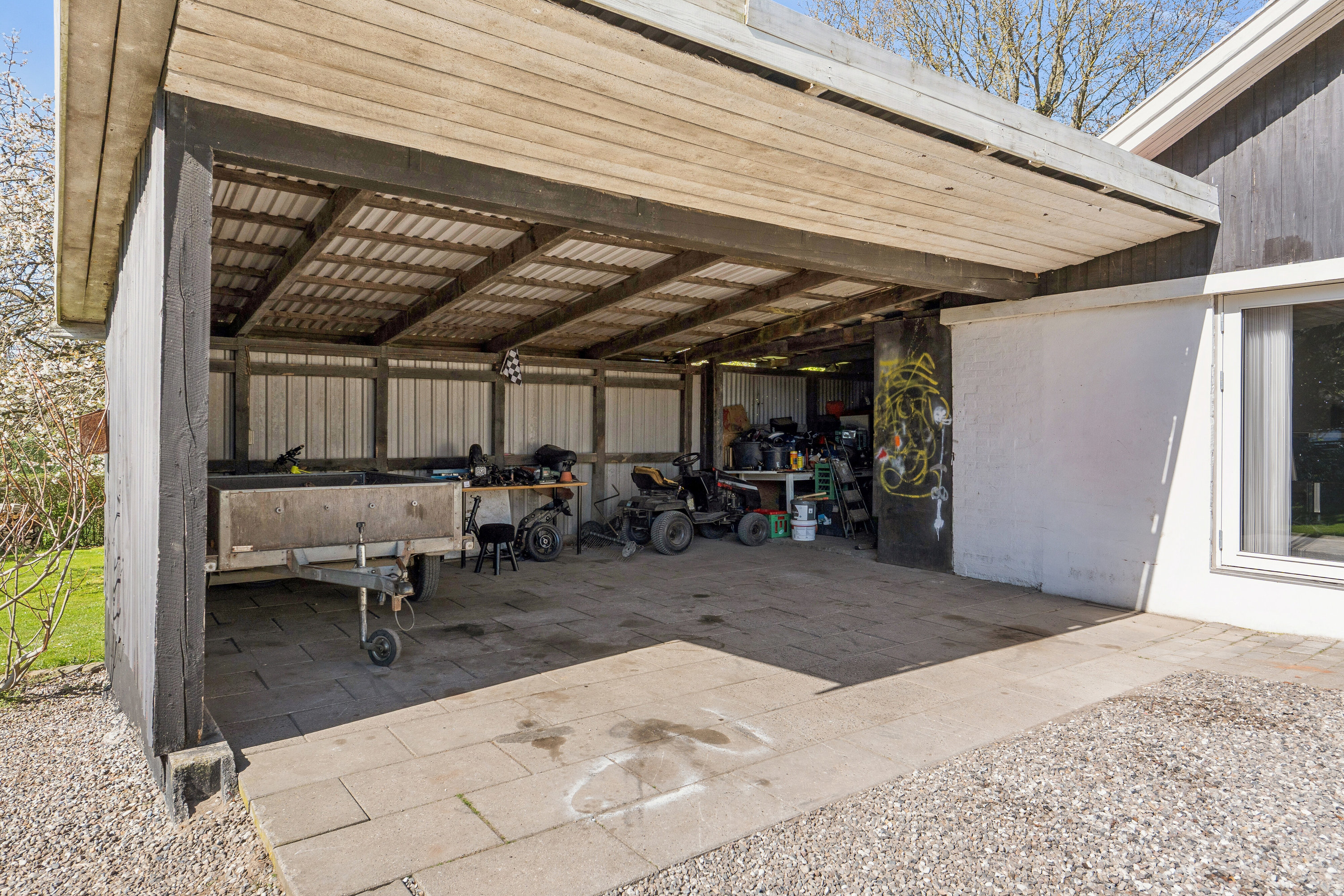 Fremhævet garage billede i fuldskærmstilstand. Billede af Ørbækvej 877, Ferritslev, 5863 Ferritslev Fyn